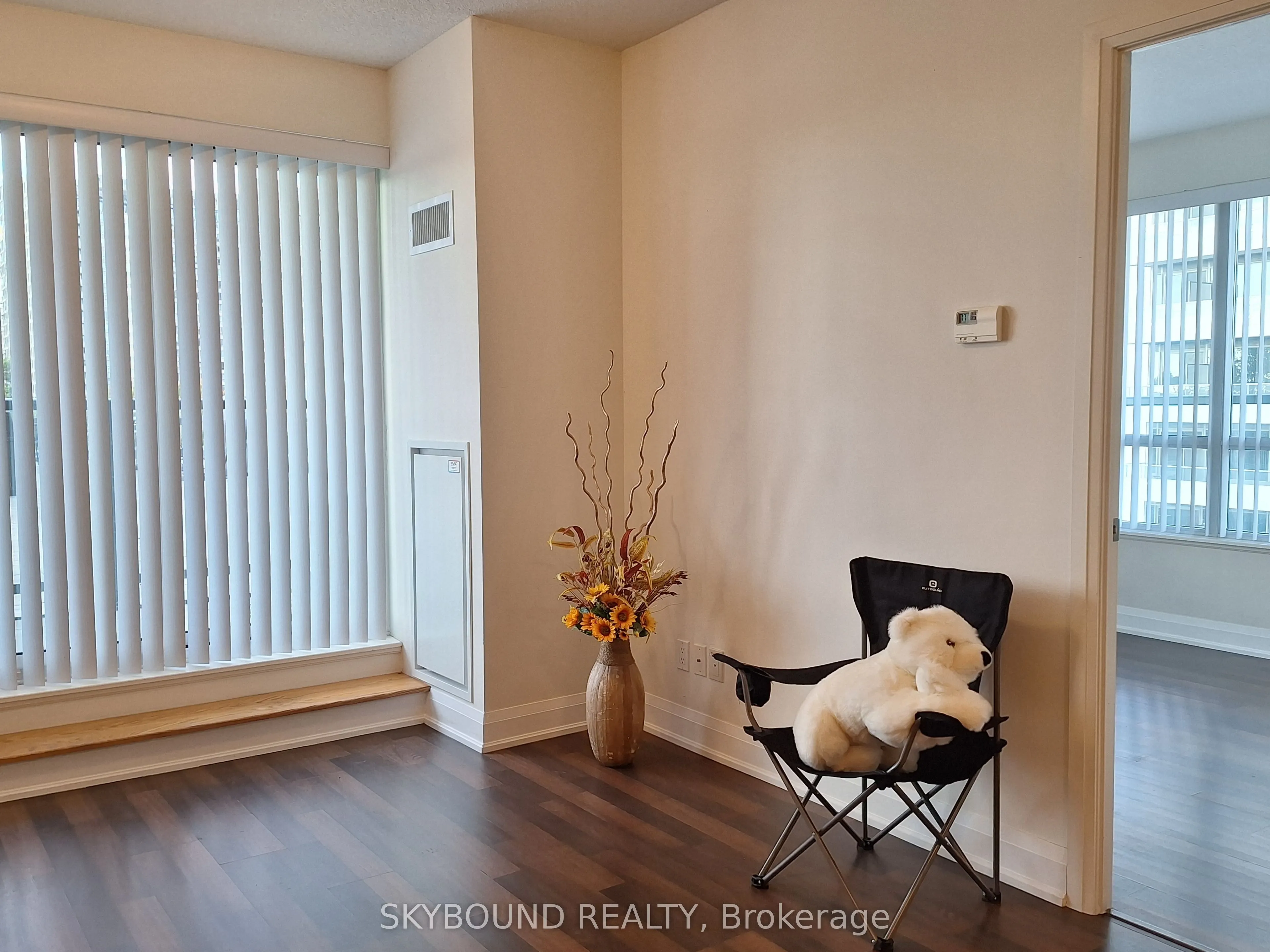 68 Canterbury Place, #611