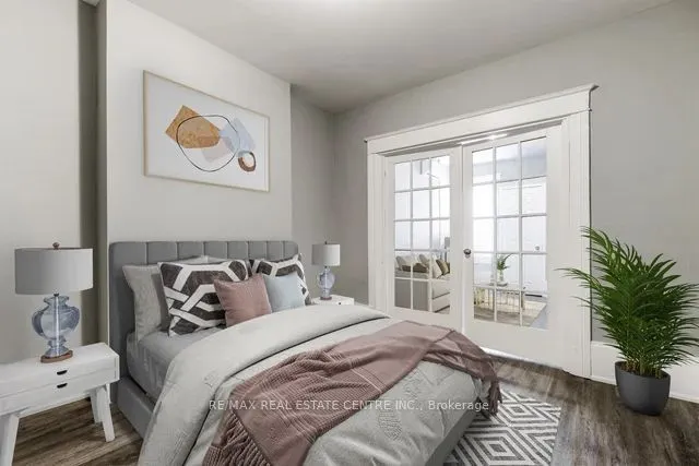 1413 Dundas Street, #1