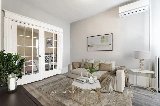 1413 Dundas Street, #1