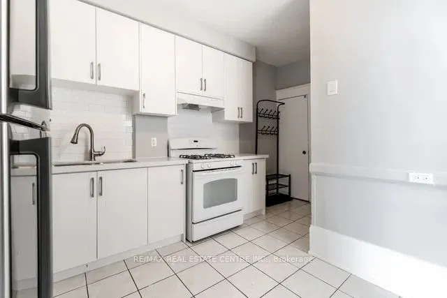1413 Dundas Street, #1