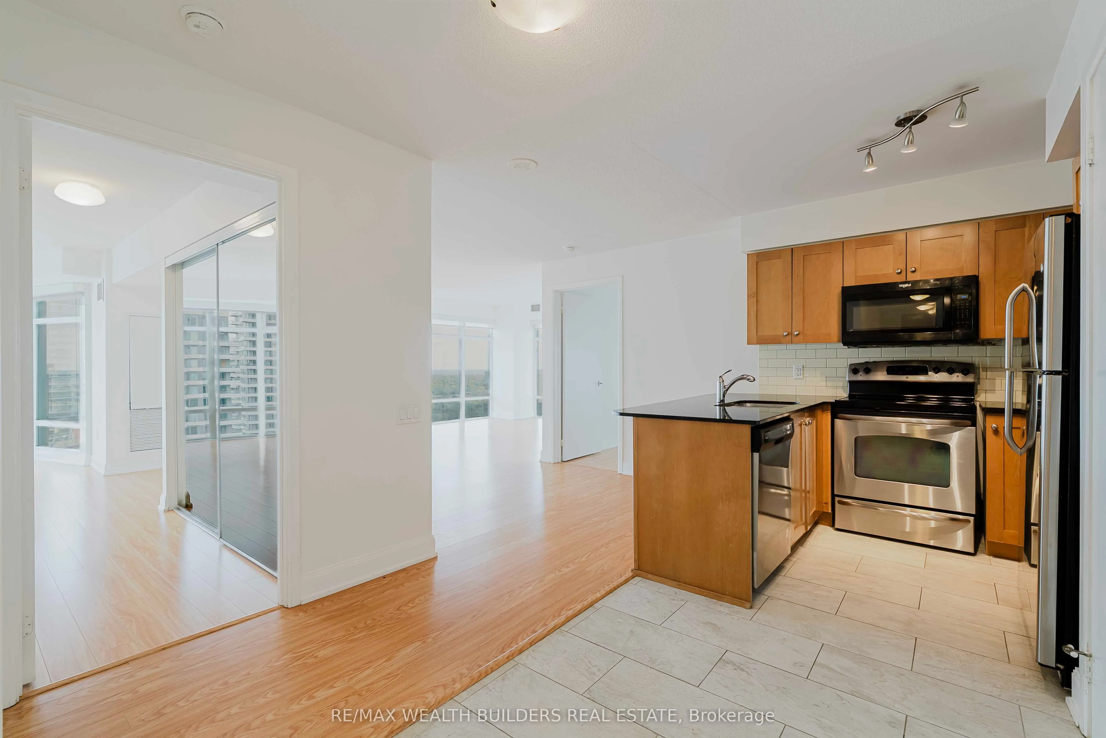 2181 Yonge Street, #2702