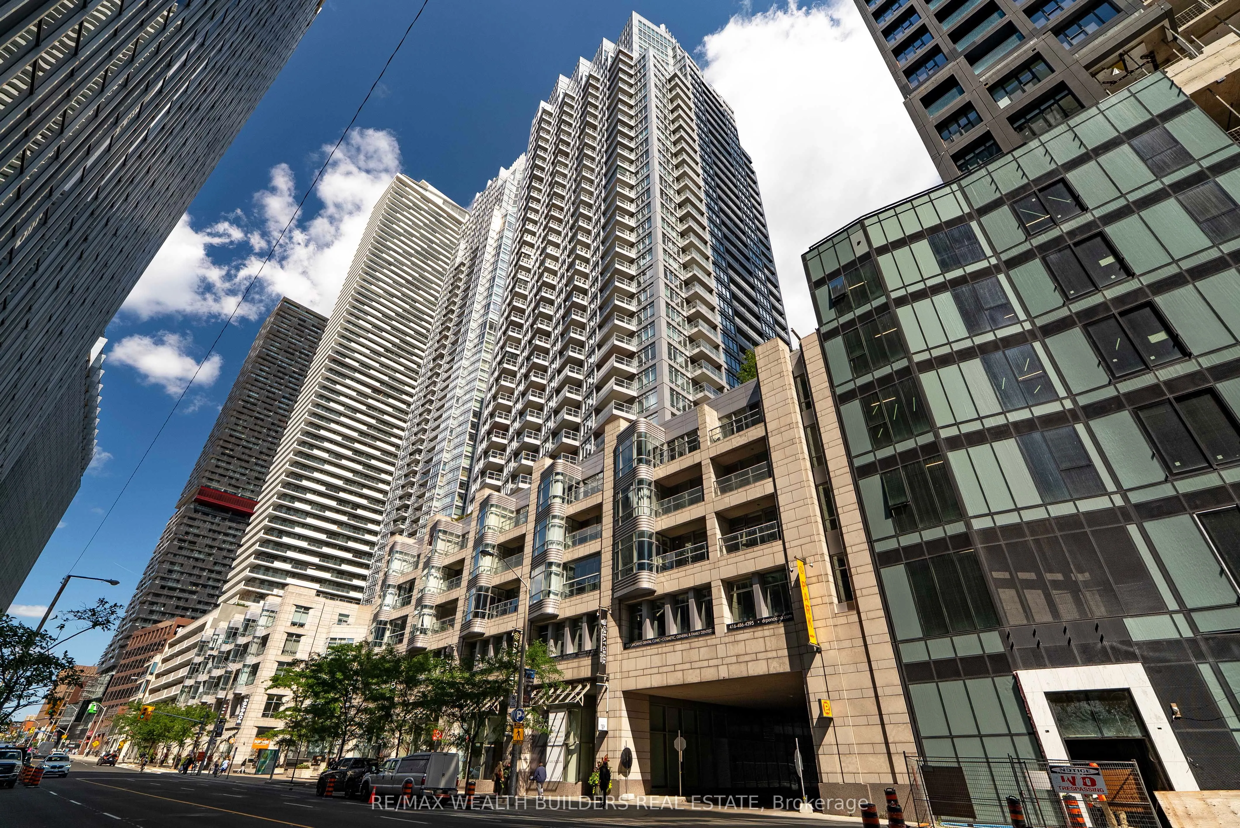 2181 Yonge Street, #2702