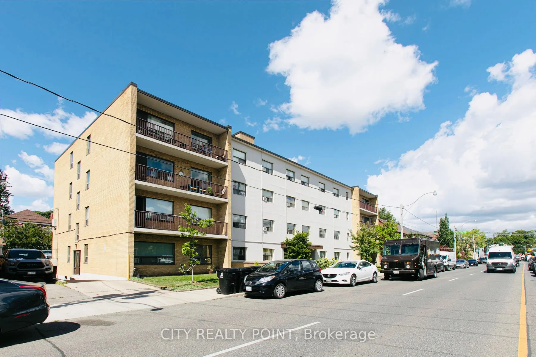 990 Avenue Road, #302