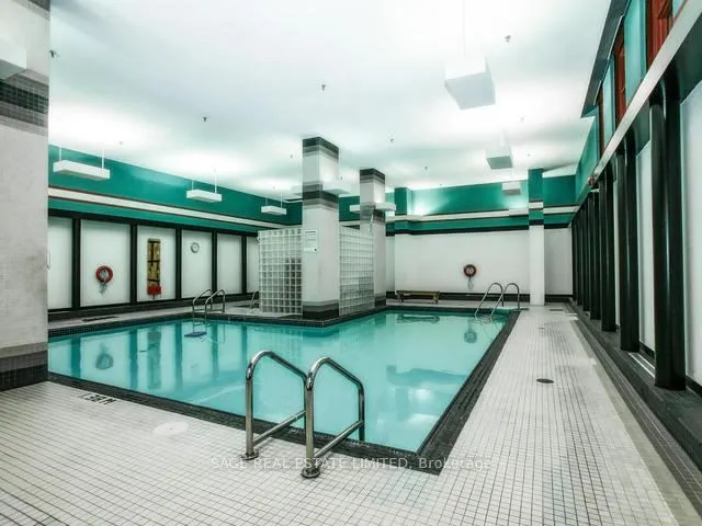 705 King Street W, #204