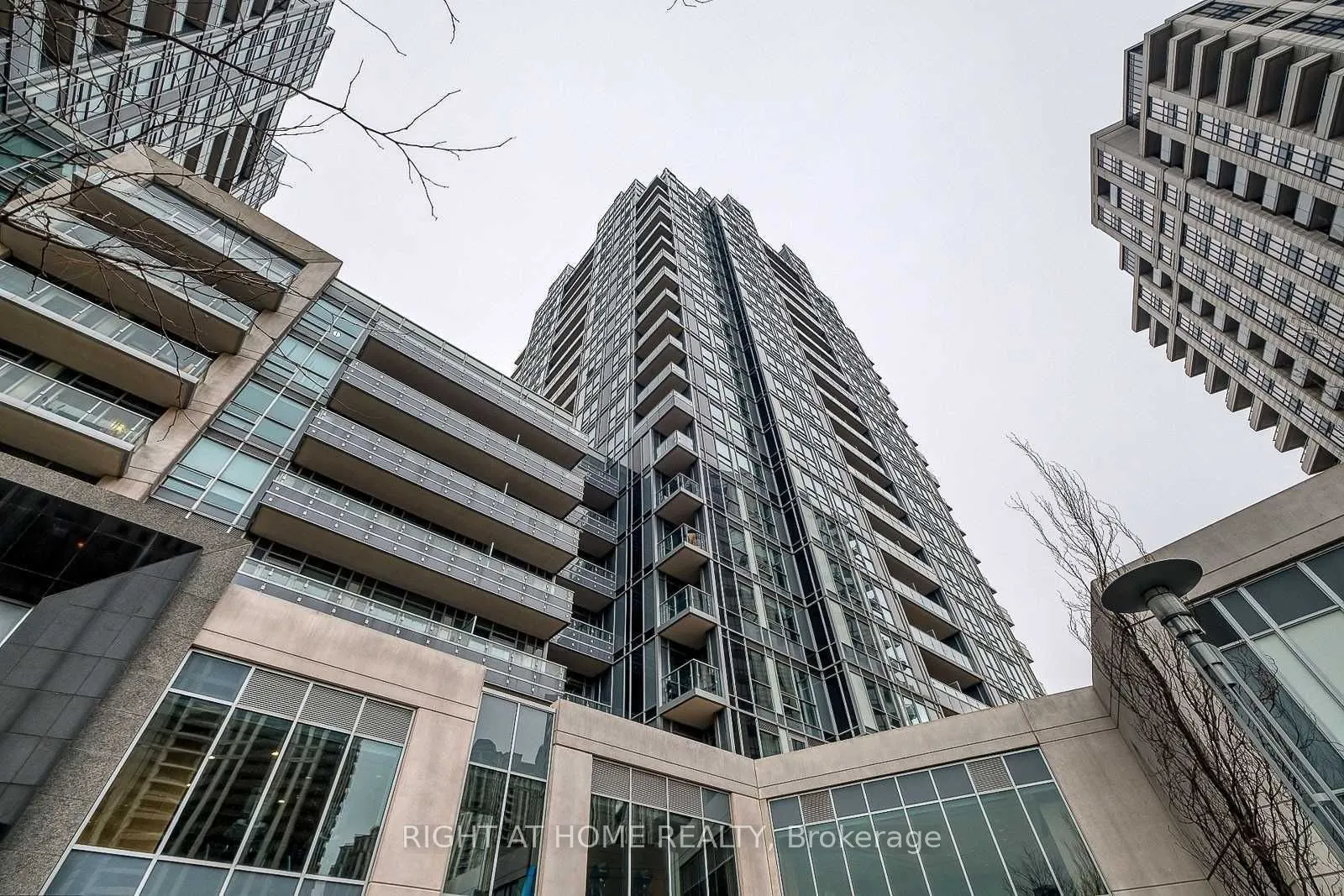 120 Harrison Garden Boulevard, #1507