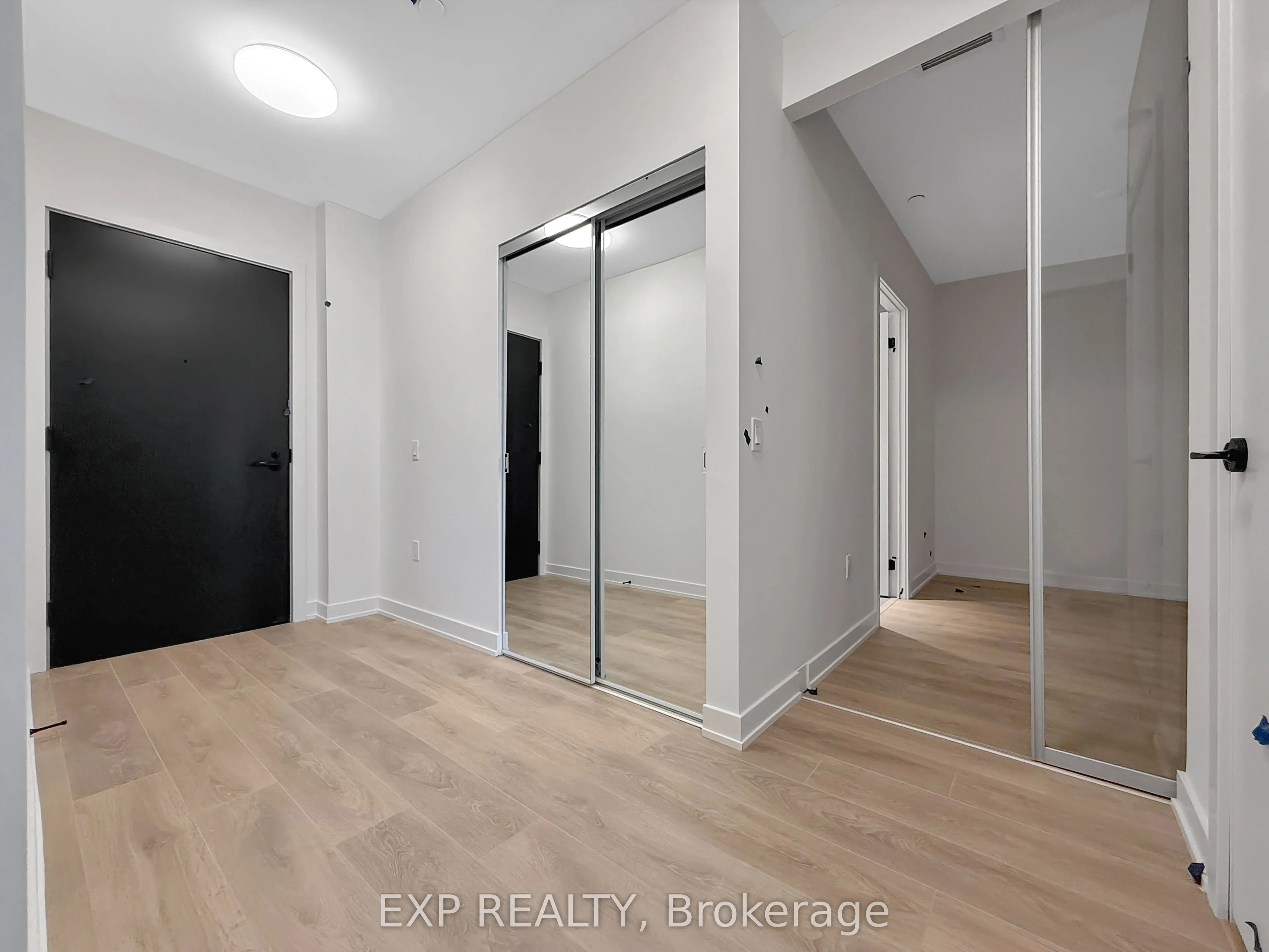 117 Broadway Avenue, #601