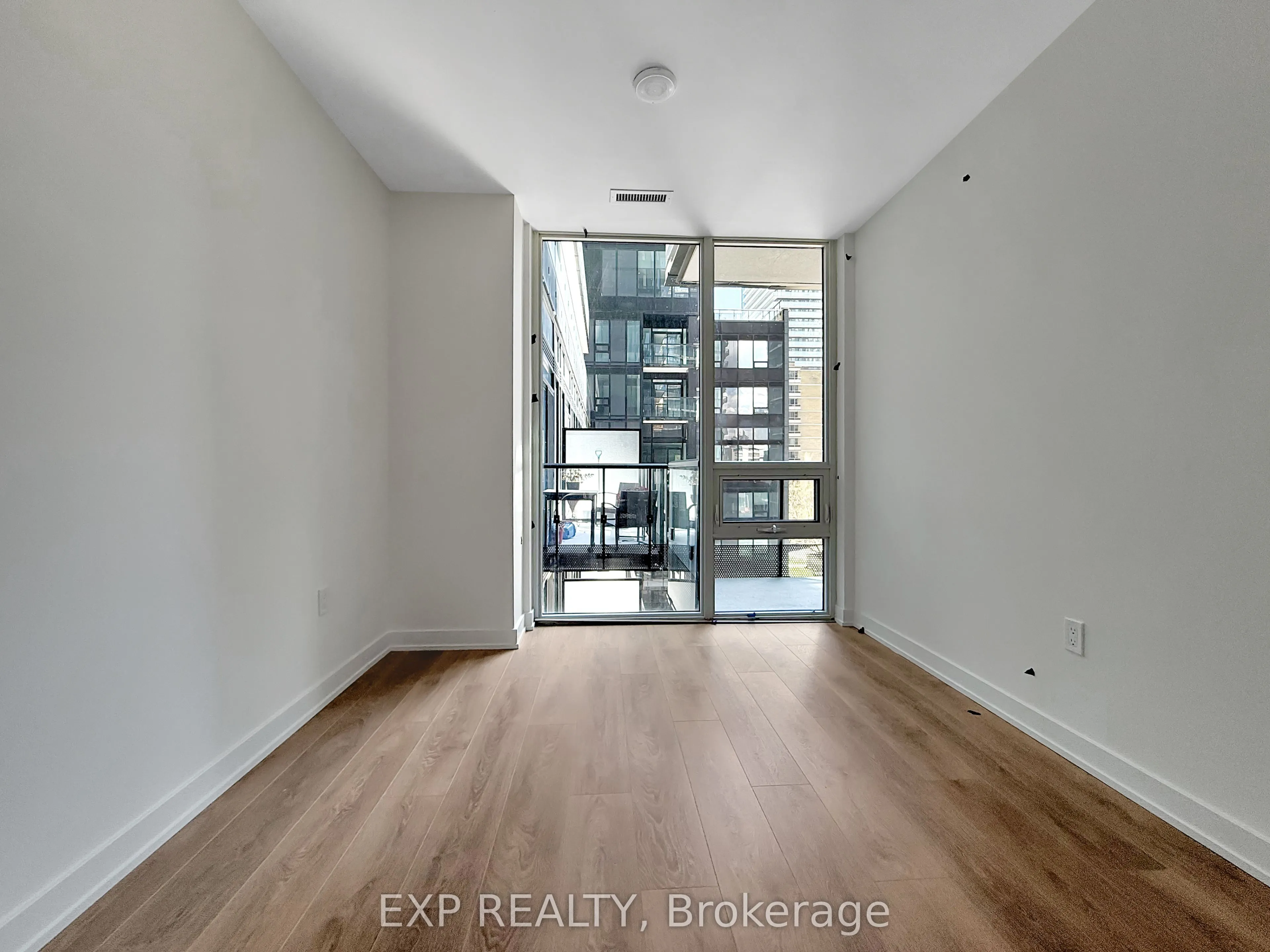 117 Broadway Avenue, #601