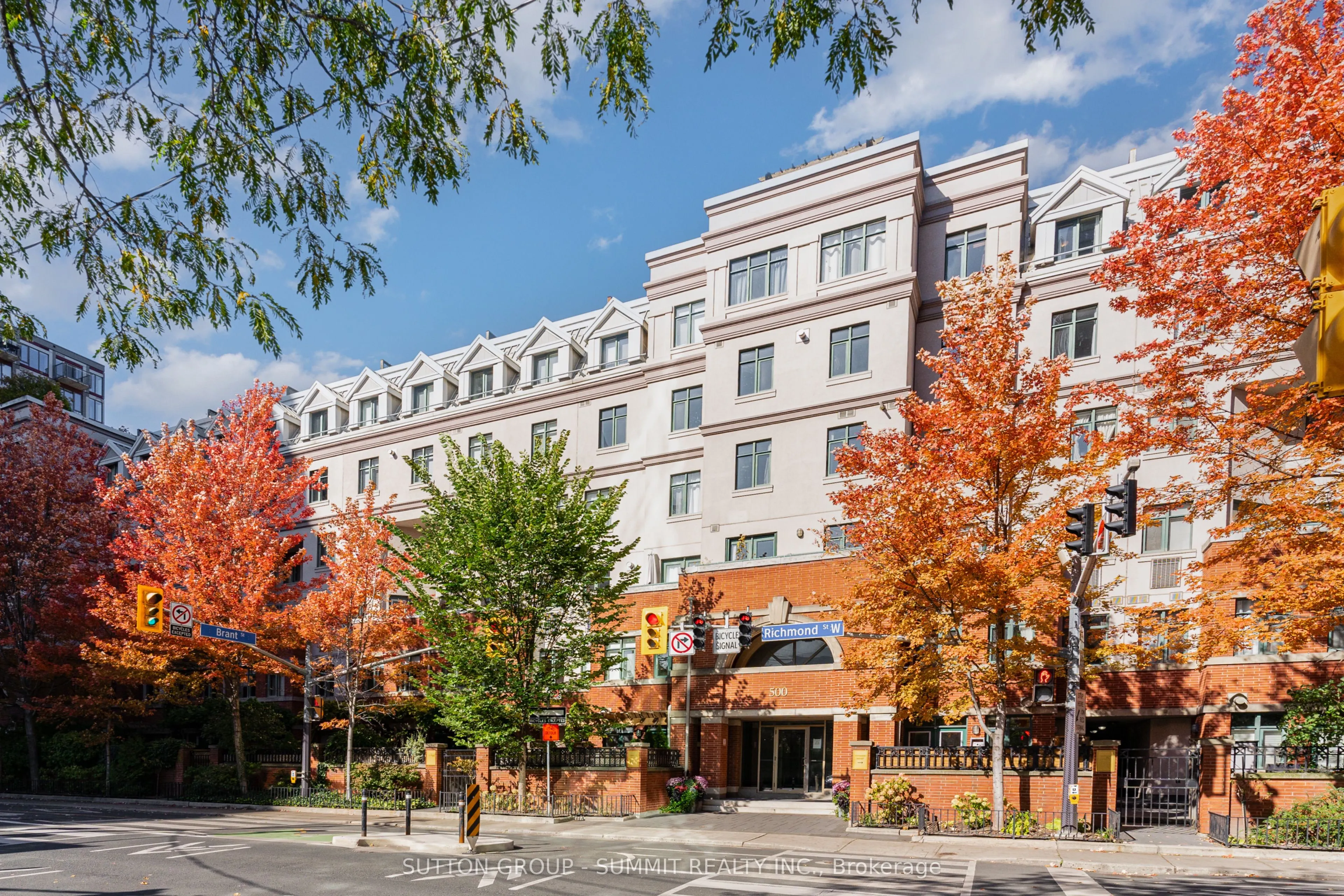 500 Richmond Street W, #PH36