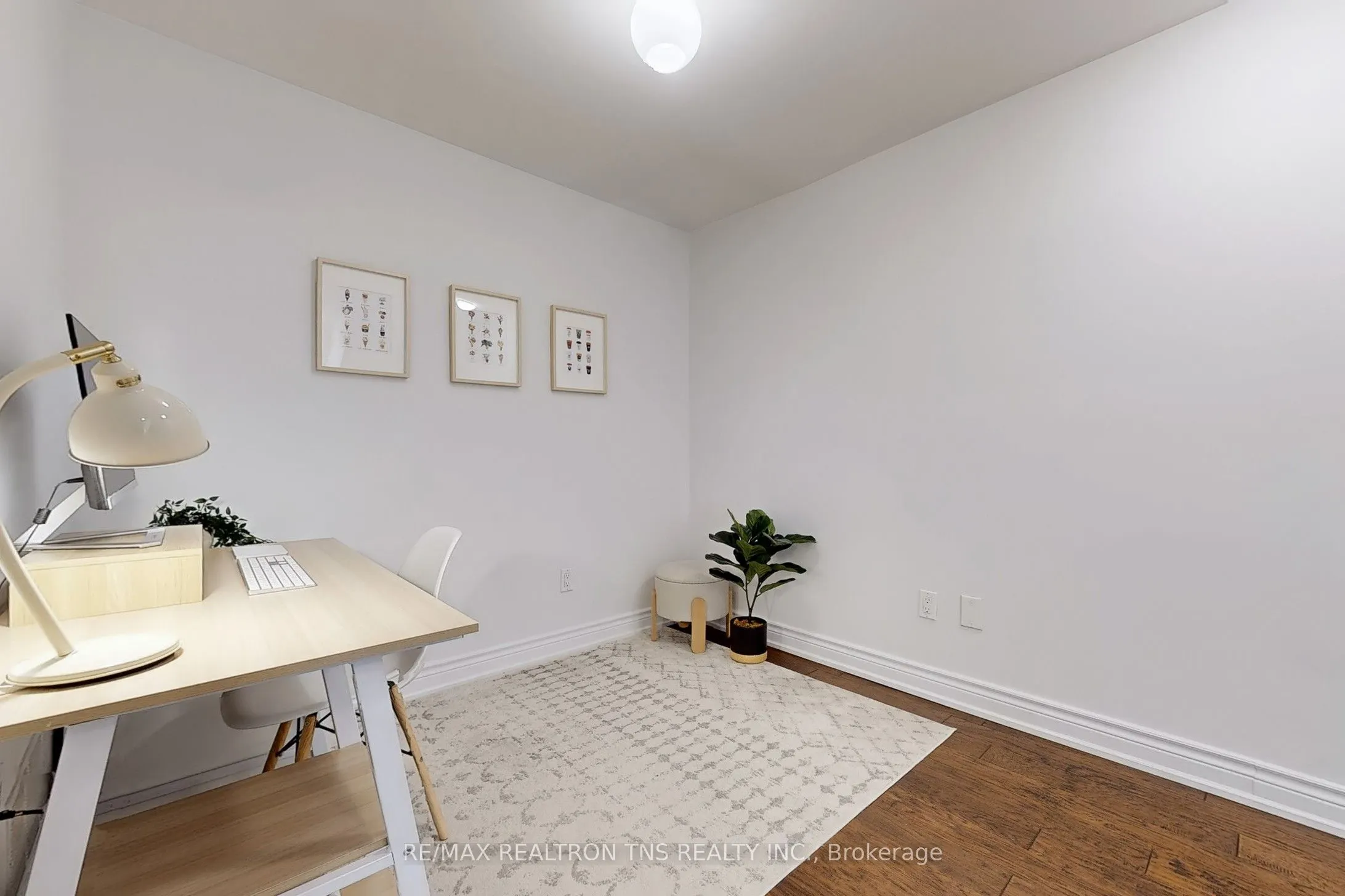 108 Finch Avenue W, #C11