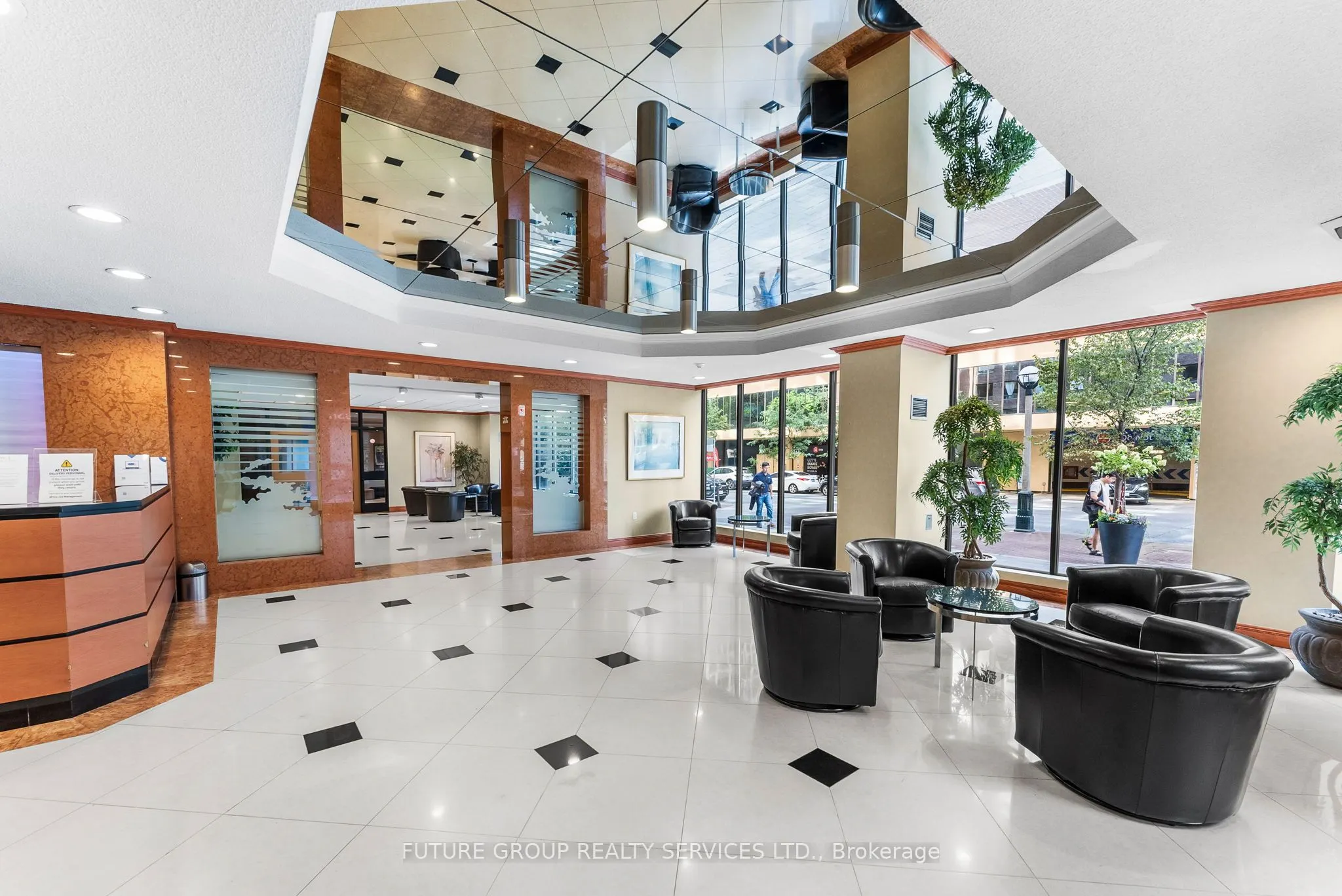 633 Bay Street, #2209