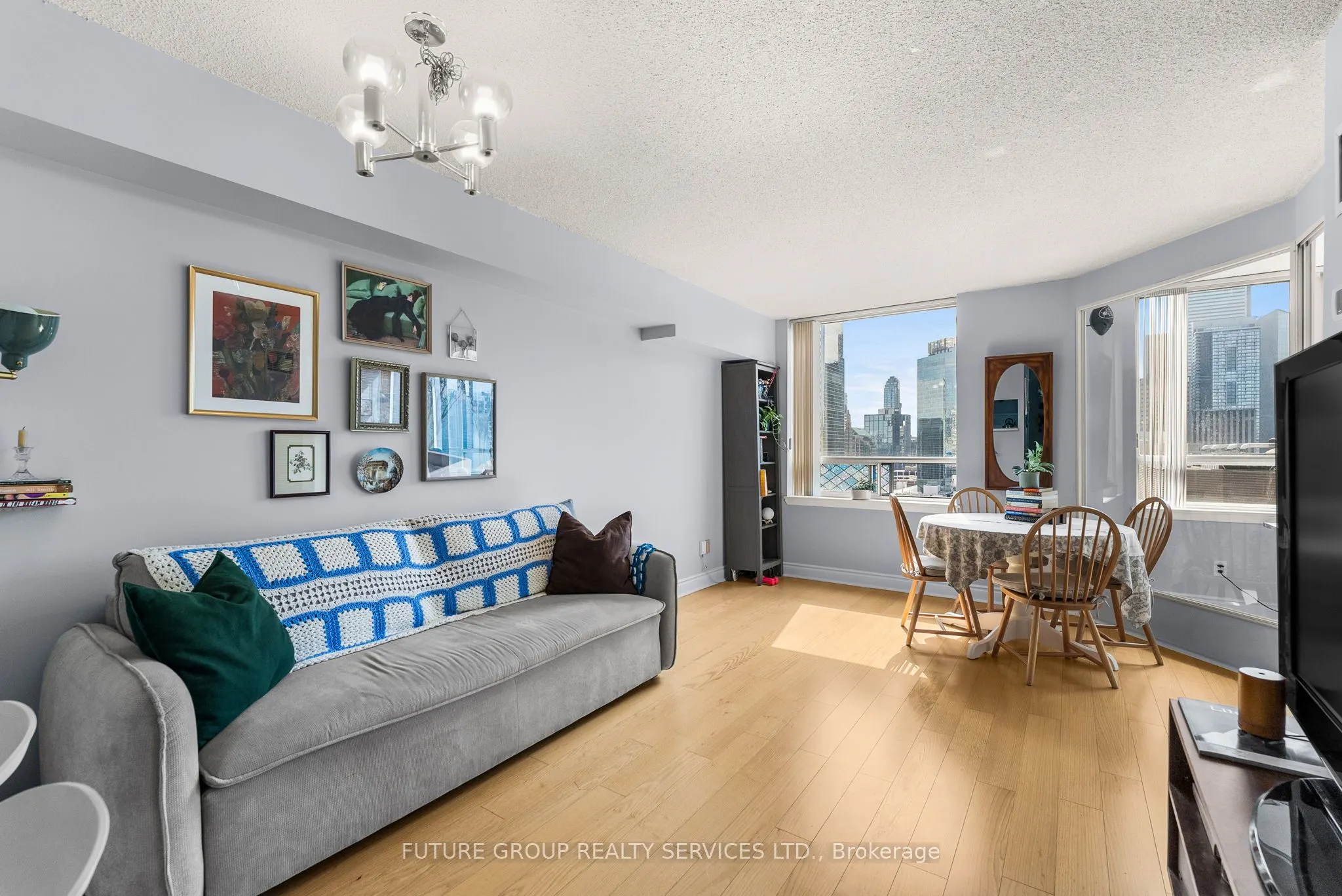 633 Bay Street, #2209
