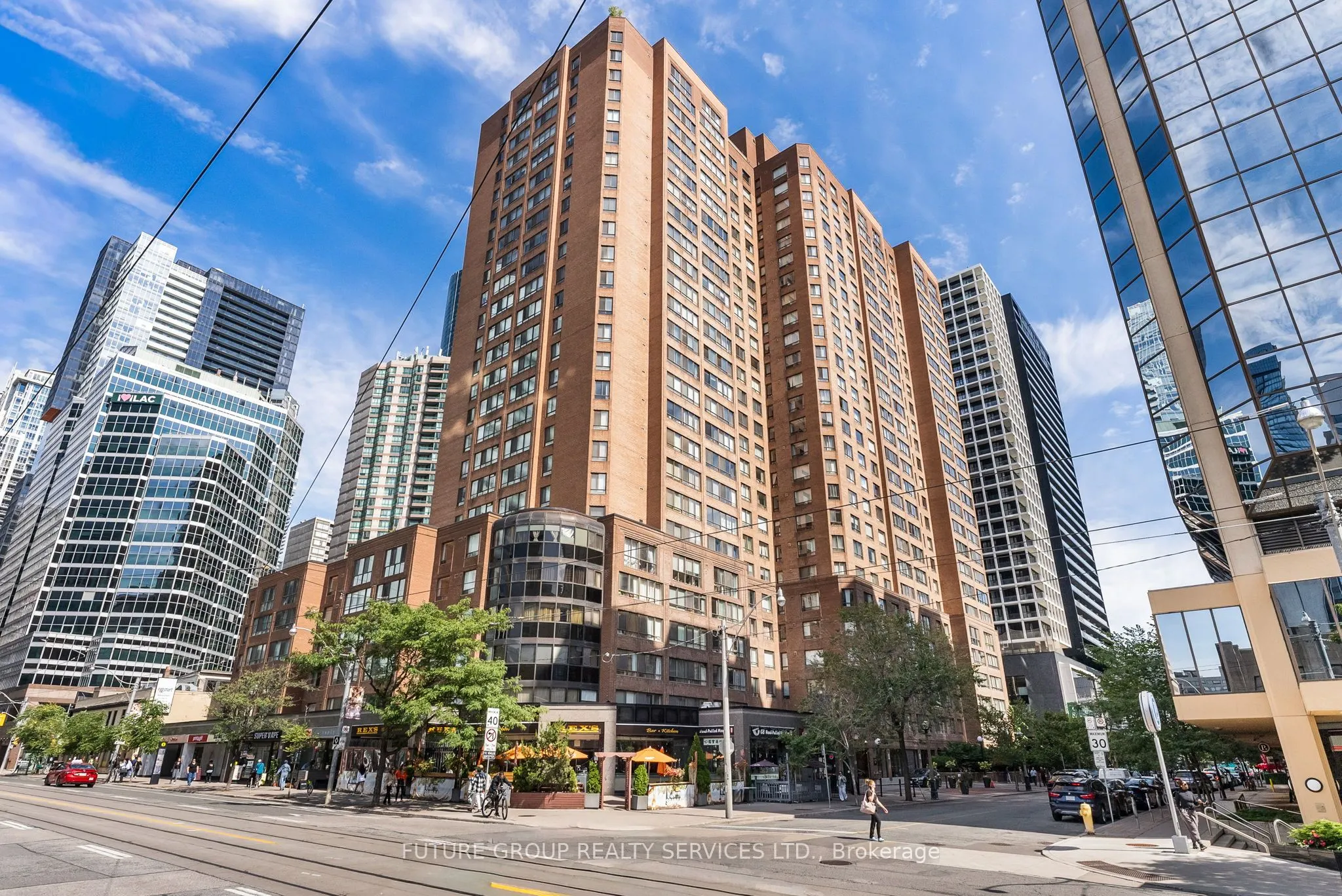 633 Bay Street, #2209