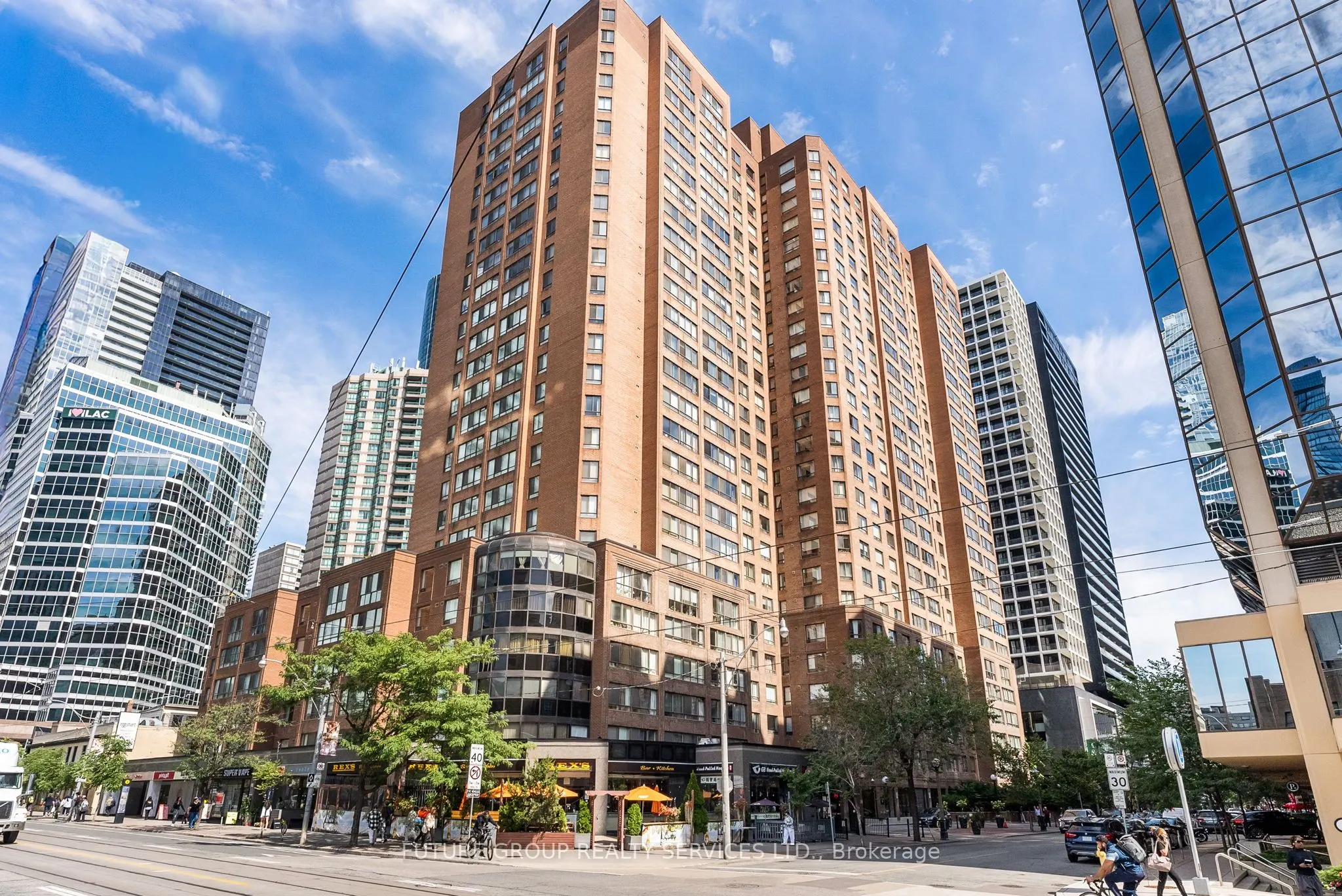 633 Bay Street, #2209