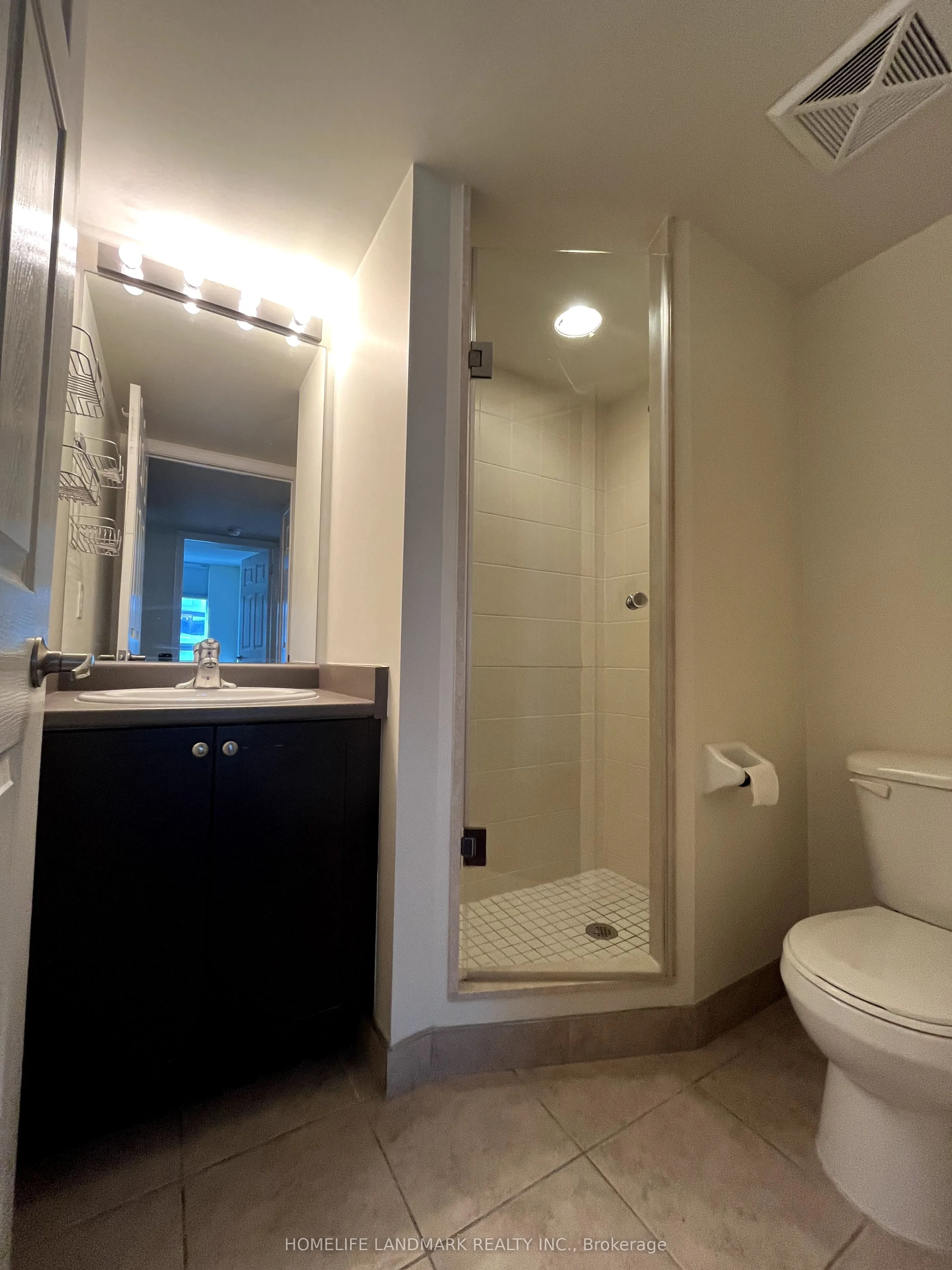 19 Grand Trunk Crescent, #1706