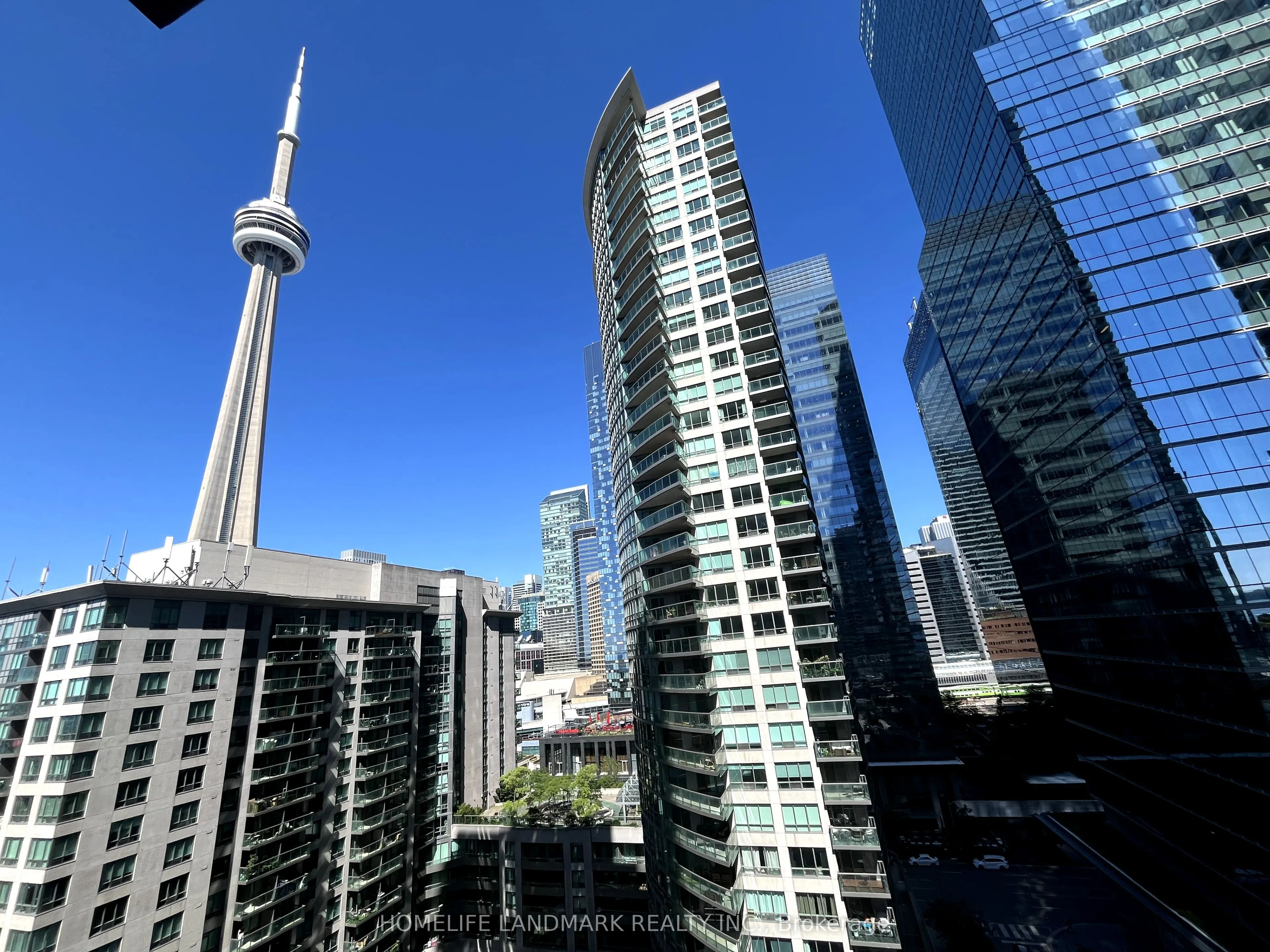 19 Grand Trunk Crescent, #1706