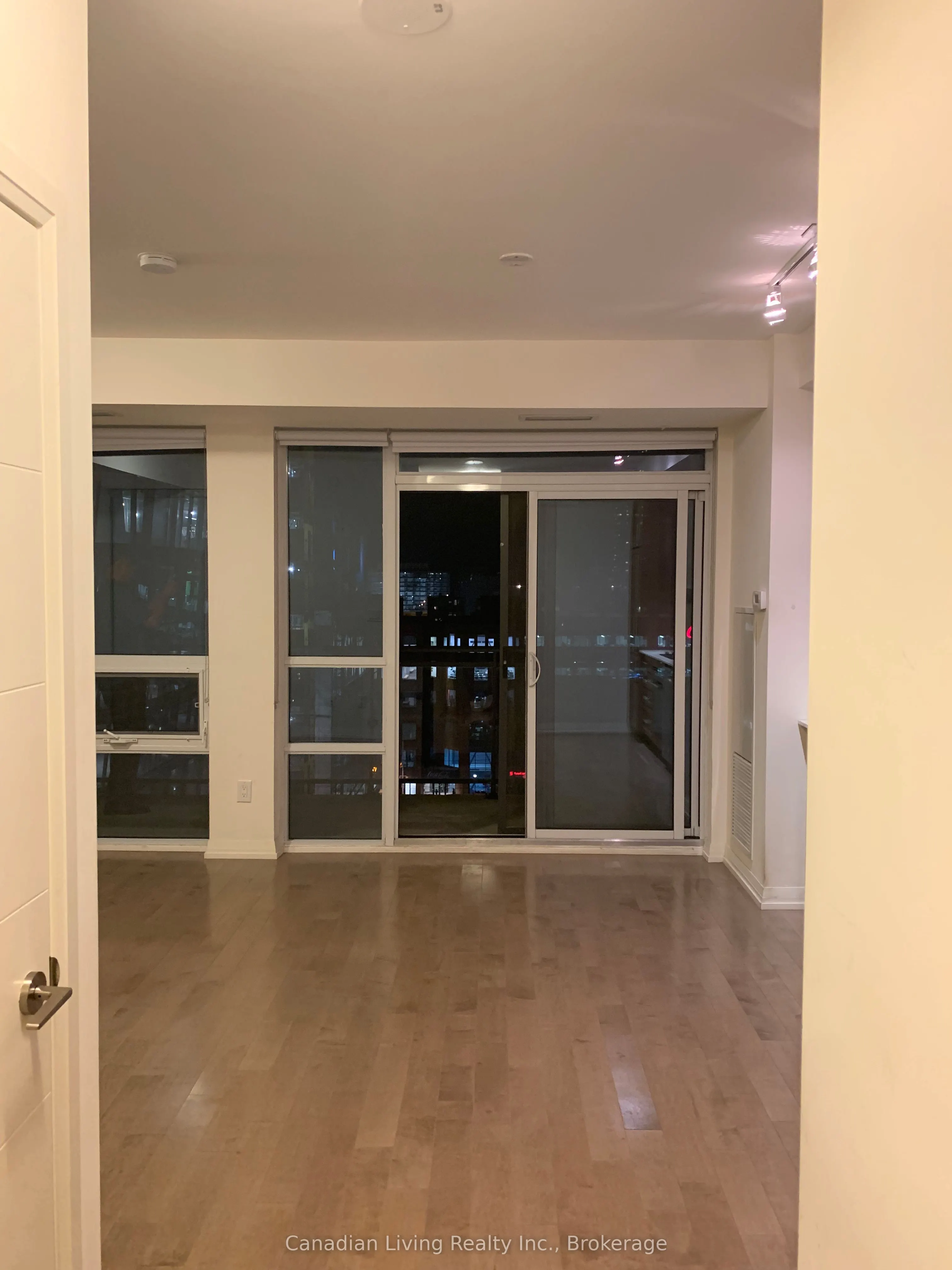 460 Adelaide Street E, #1229