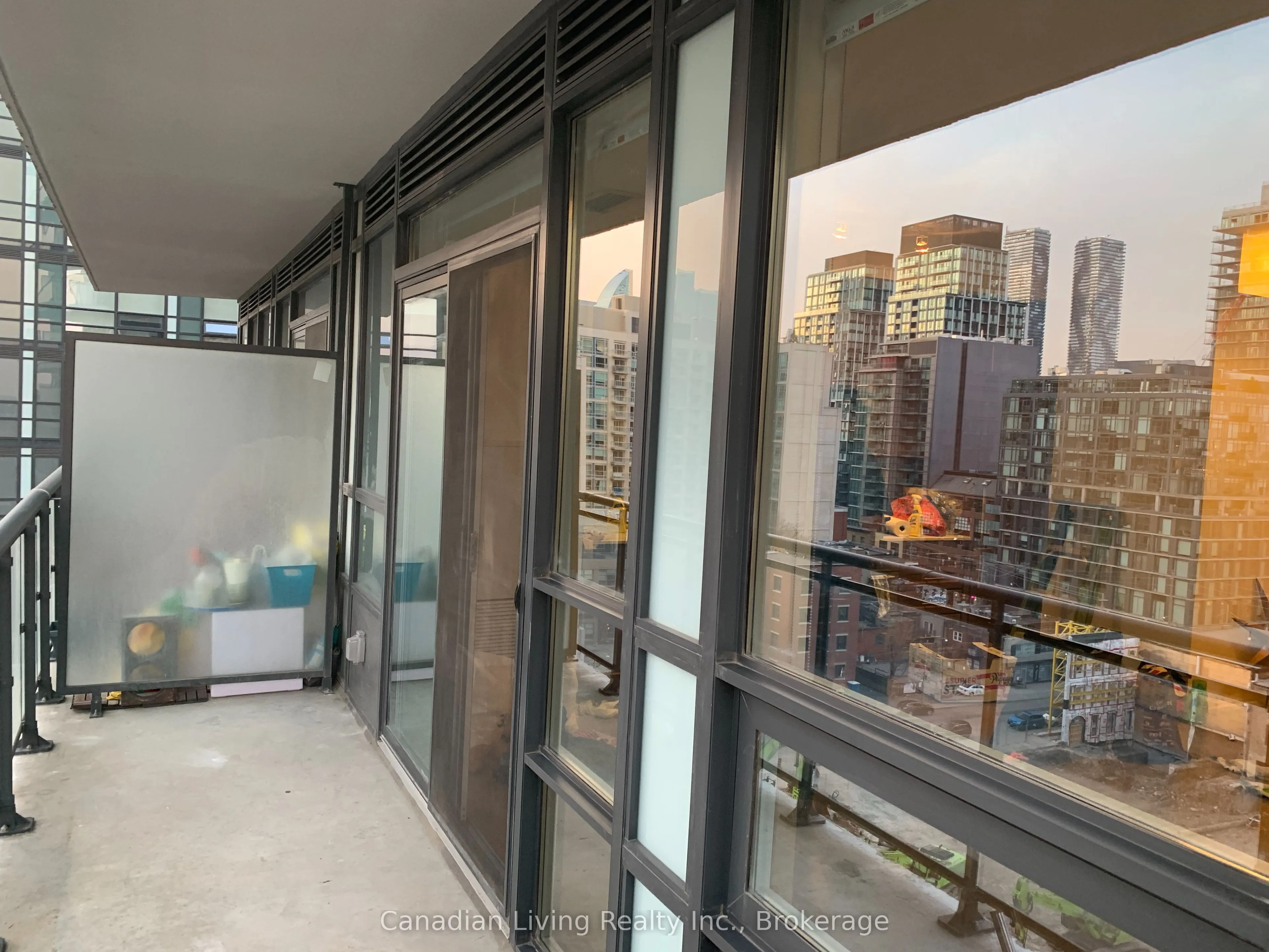 460 Adelaide Street E, #1229