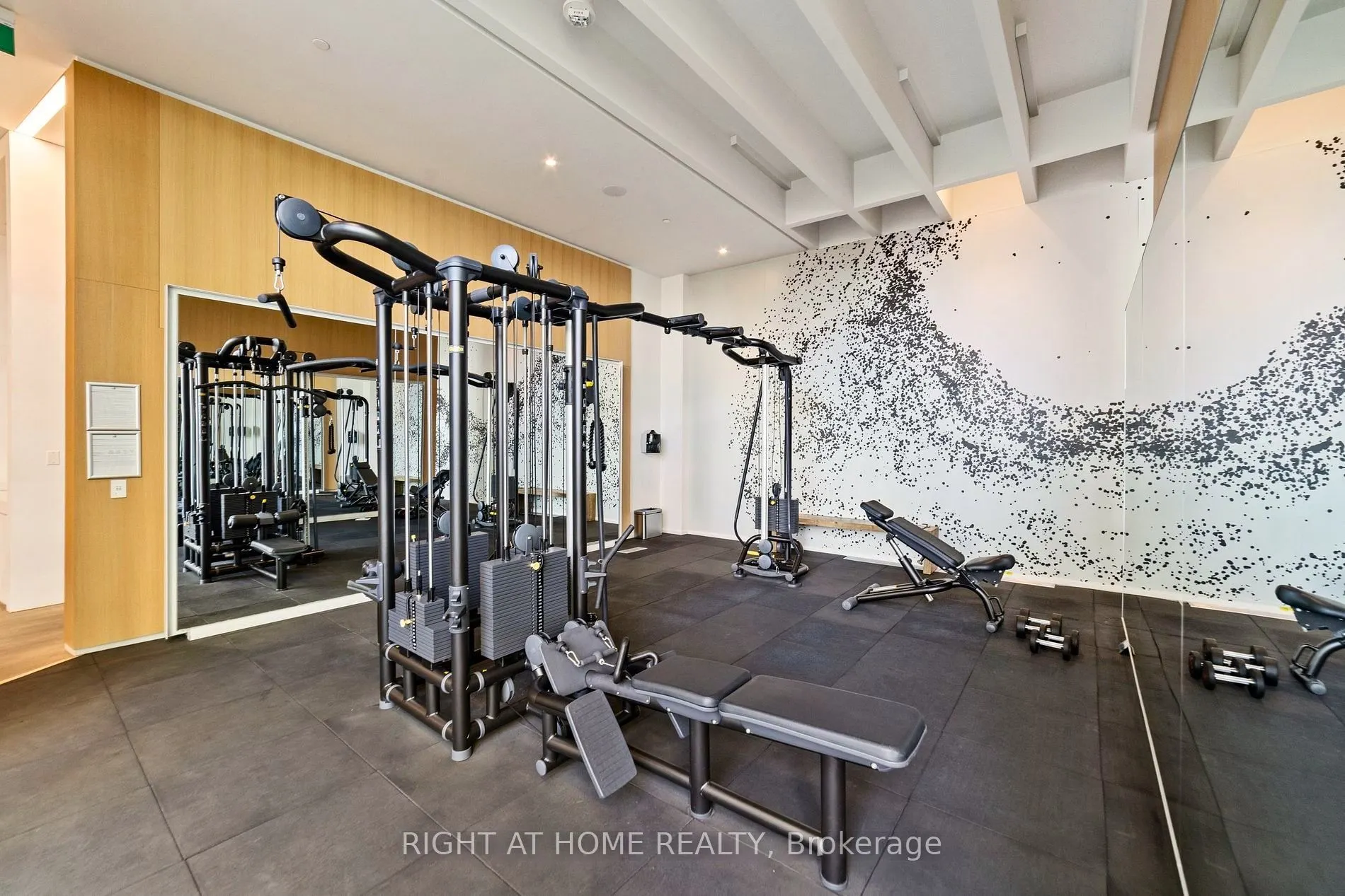 5 Soudan Avenue, #1008