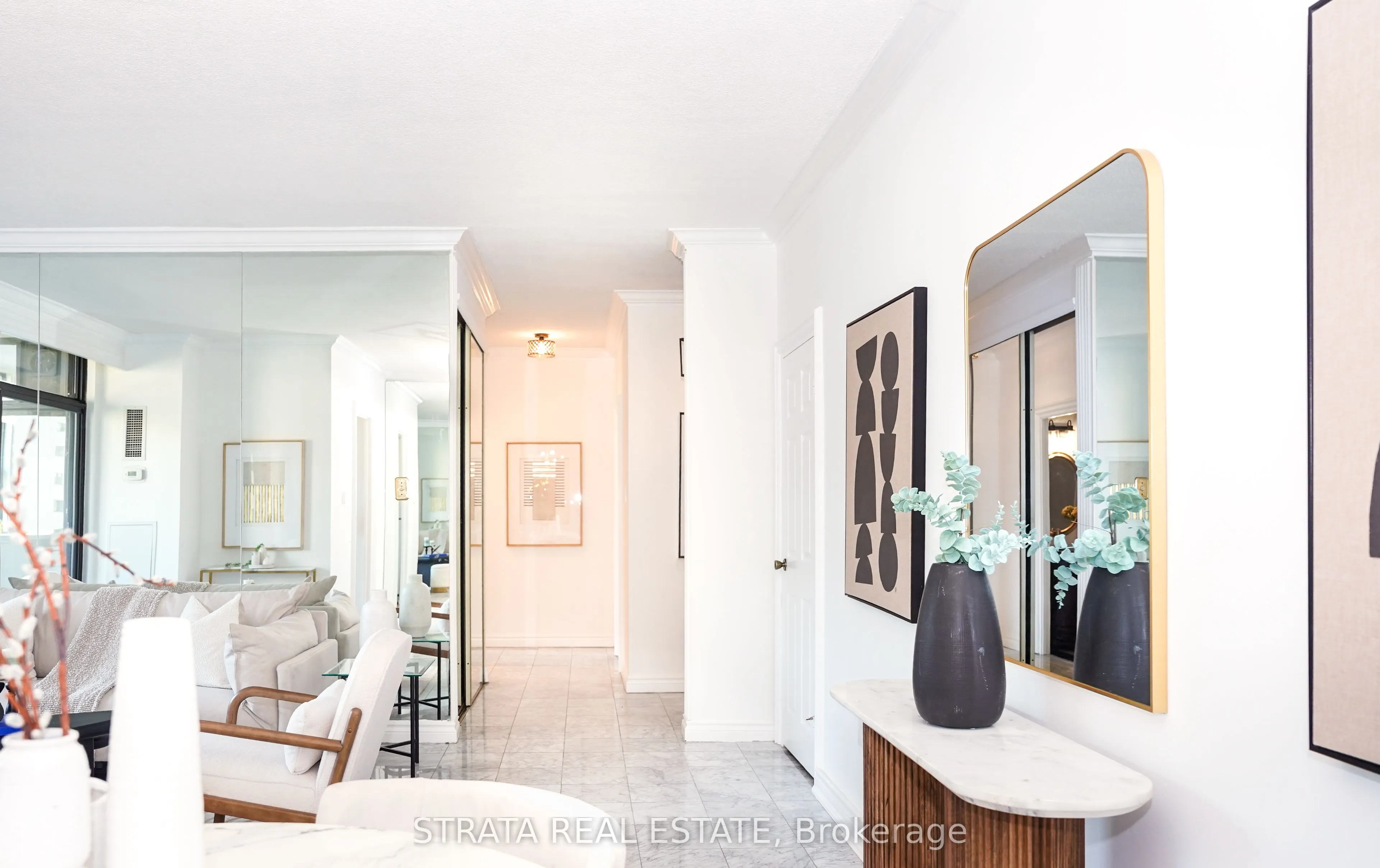86 Gloucester Street, #702
