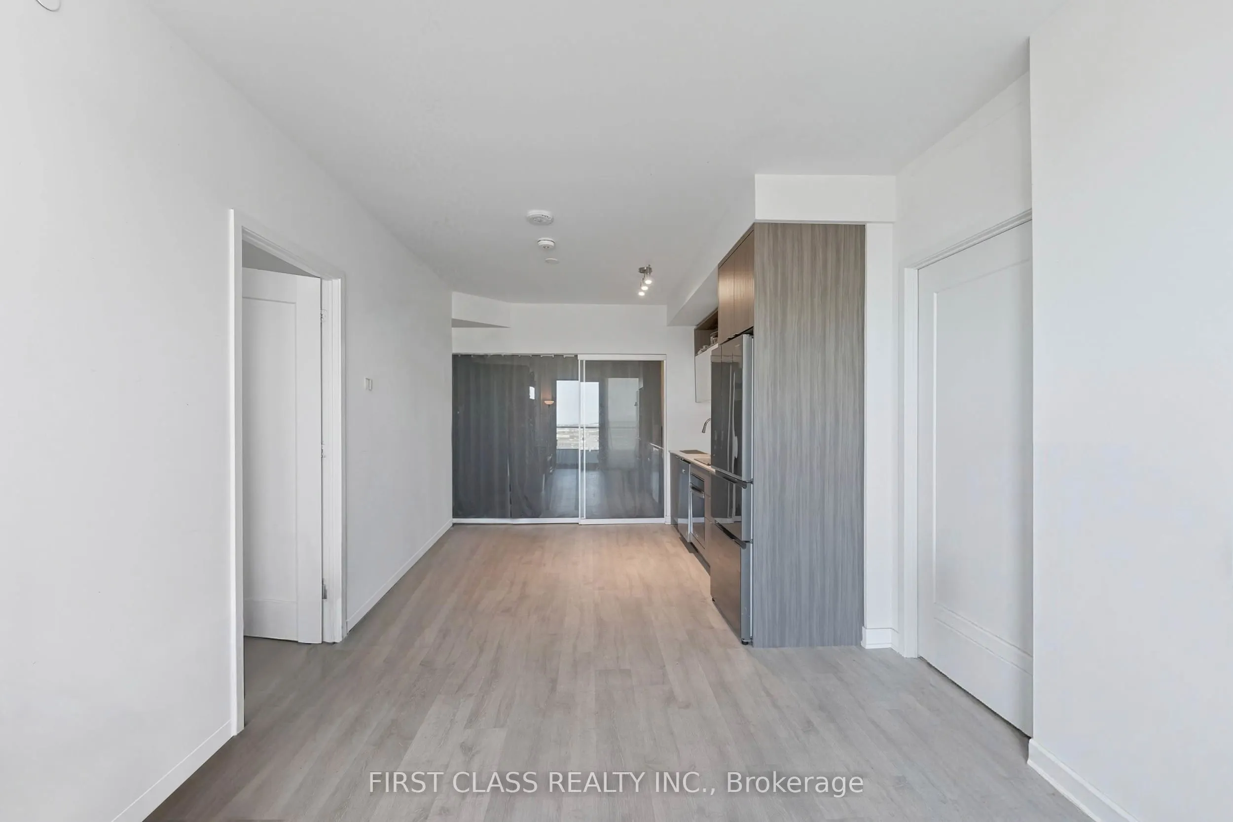 70 Princess Street, #2706 E