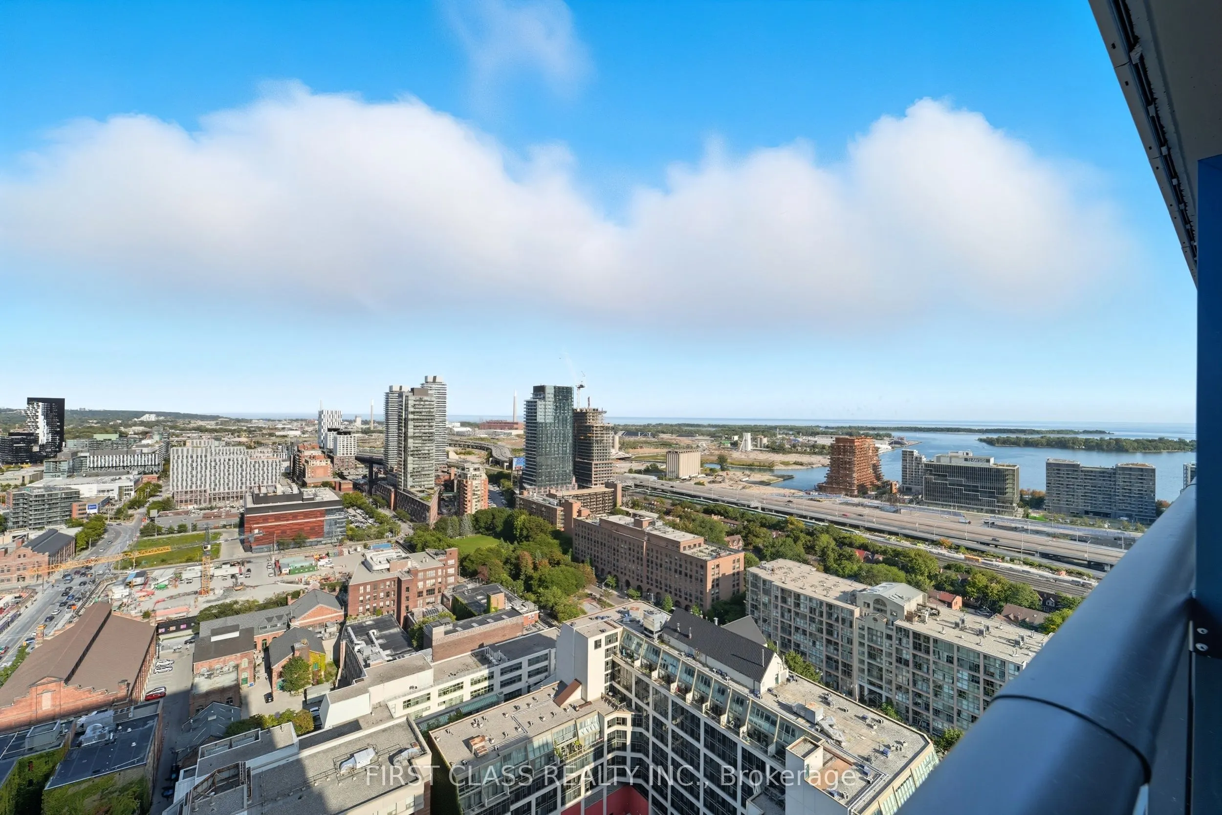 70 Princess Street, #2706 E