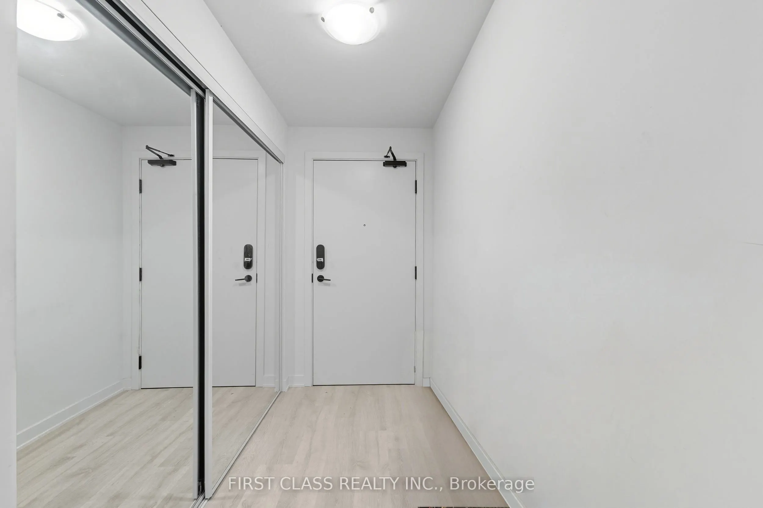 70 Princess Street, #2706 E
