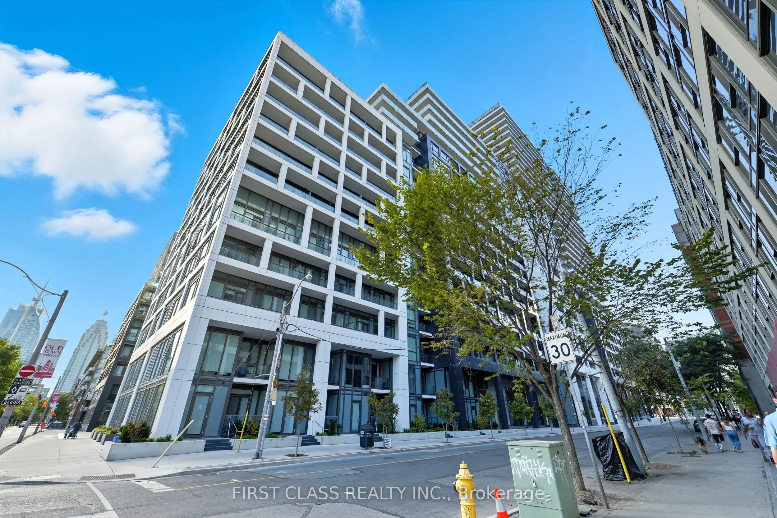 70 Princess Street, #2706 E