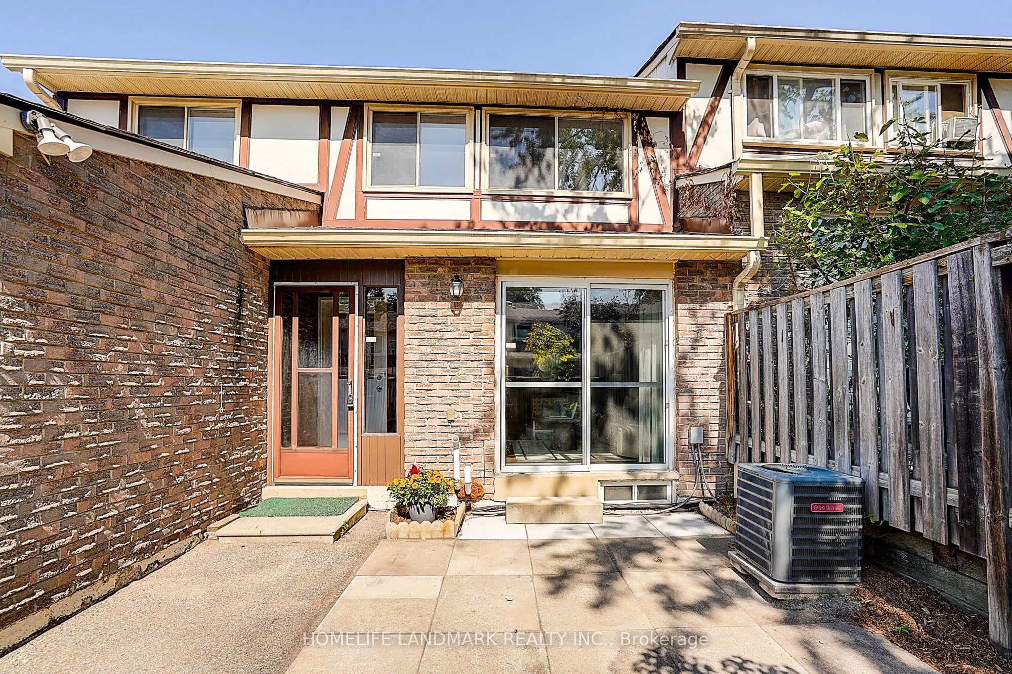 25 Bracken Fernway, #153