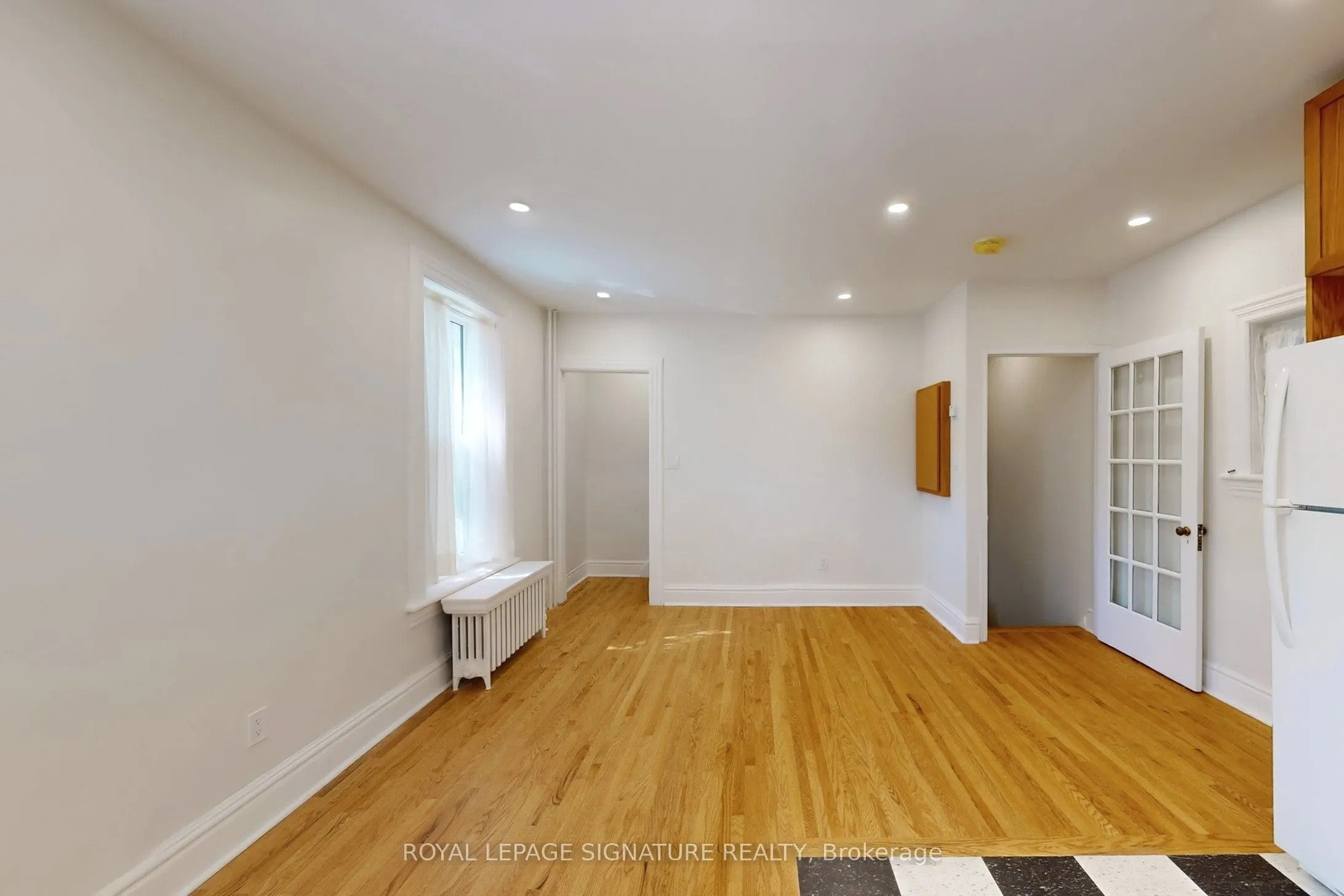 966 Dundas Street W, #A