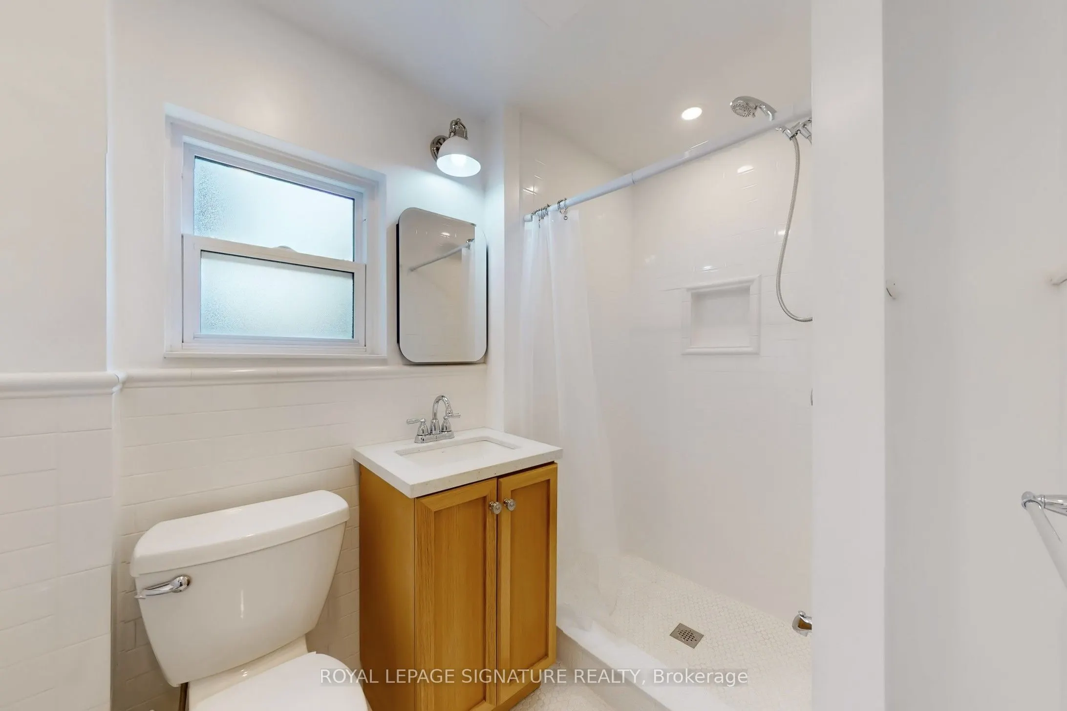 966 Dundas Street W, #A