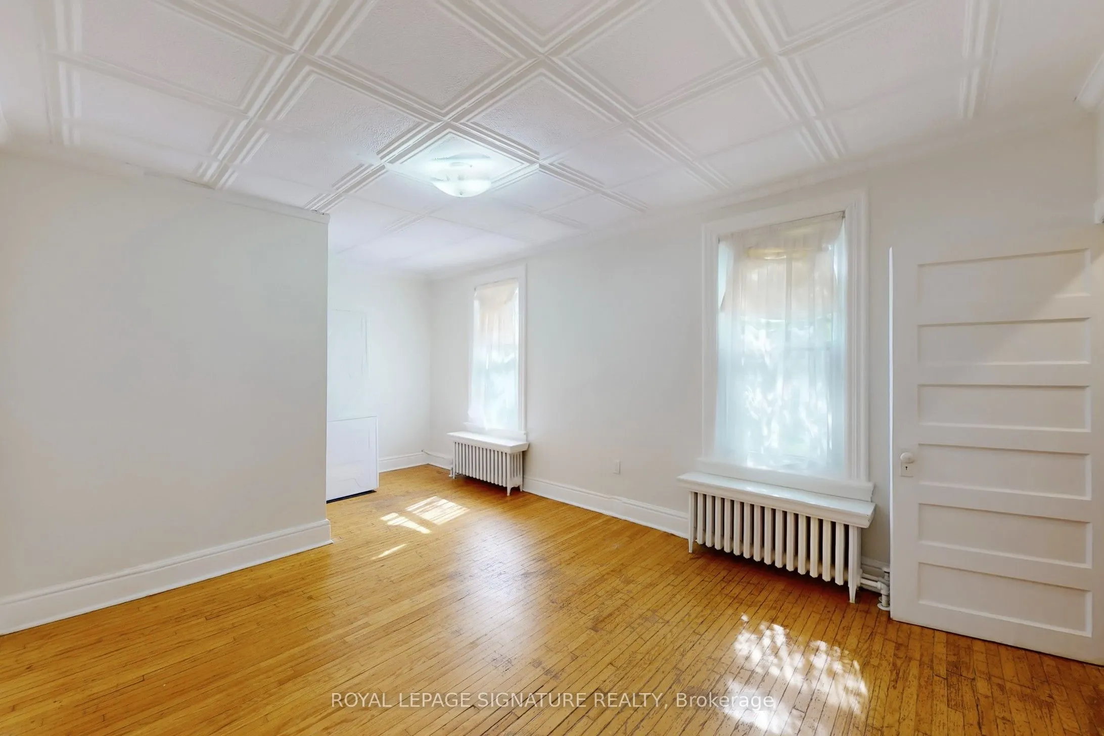 966 Dundas Street W, #A