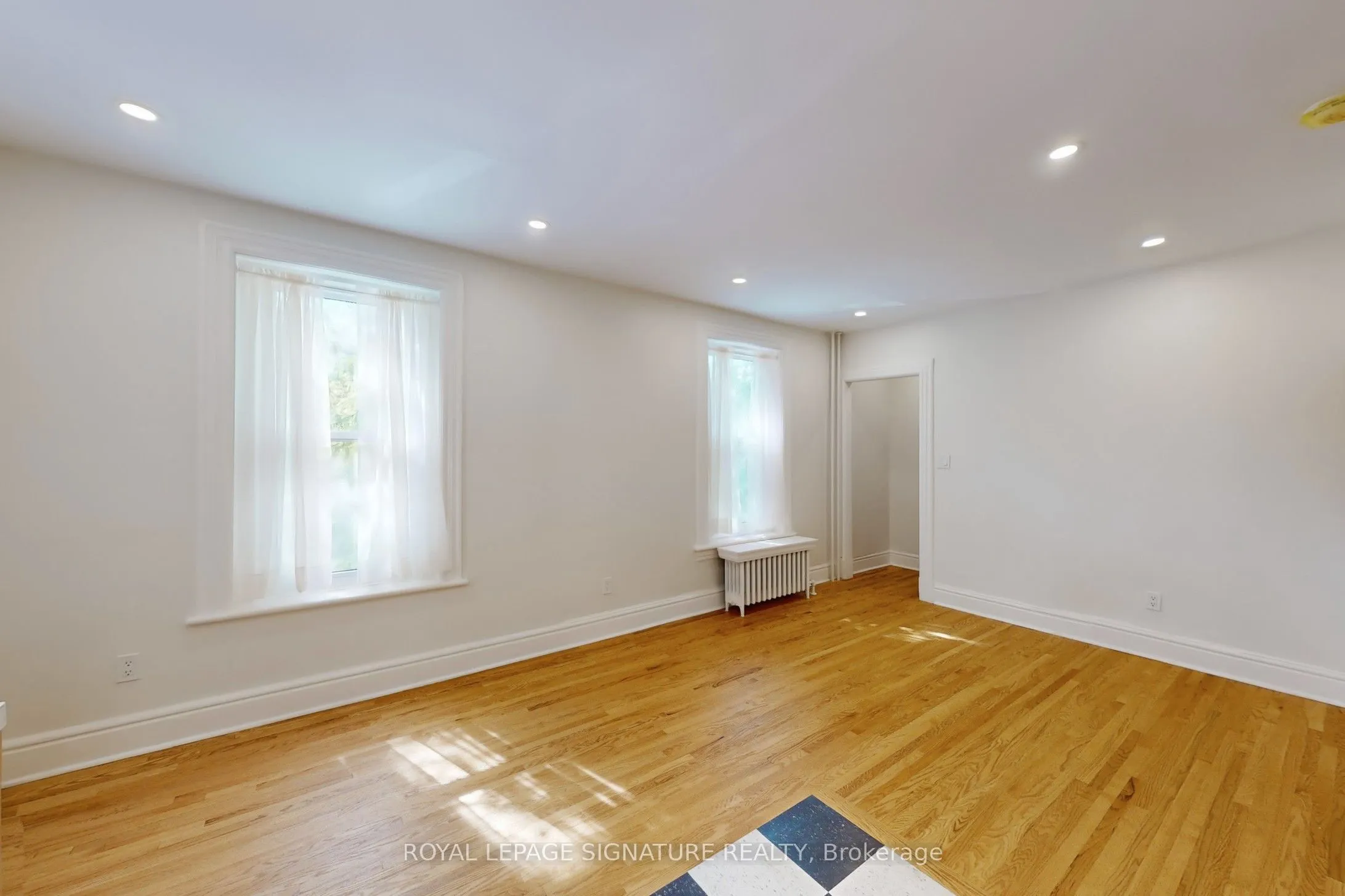 966 Dundas Street W, #A