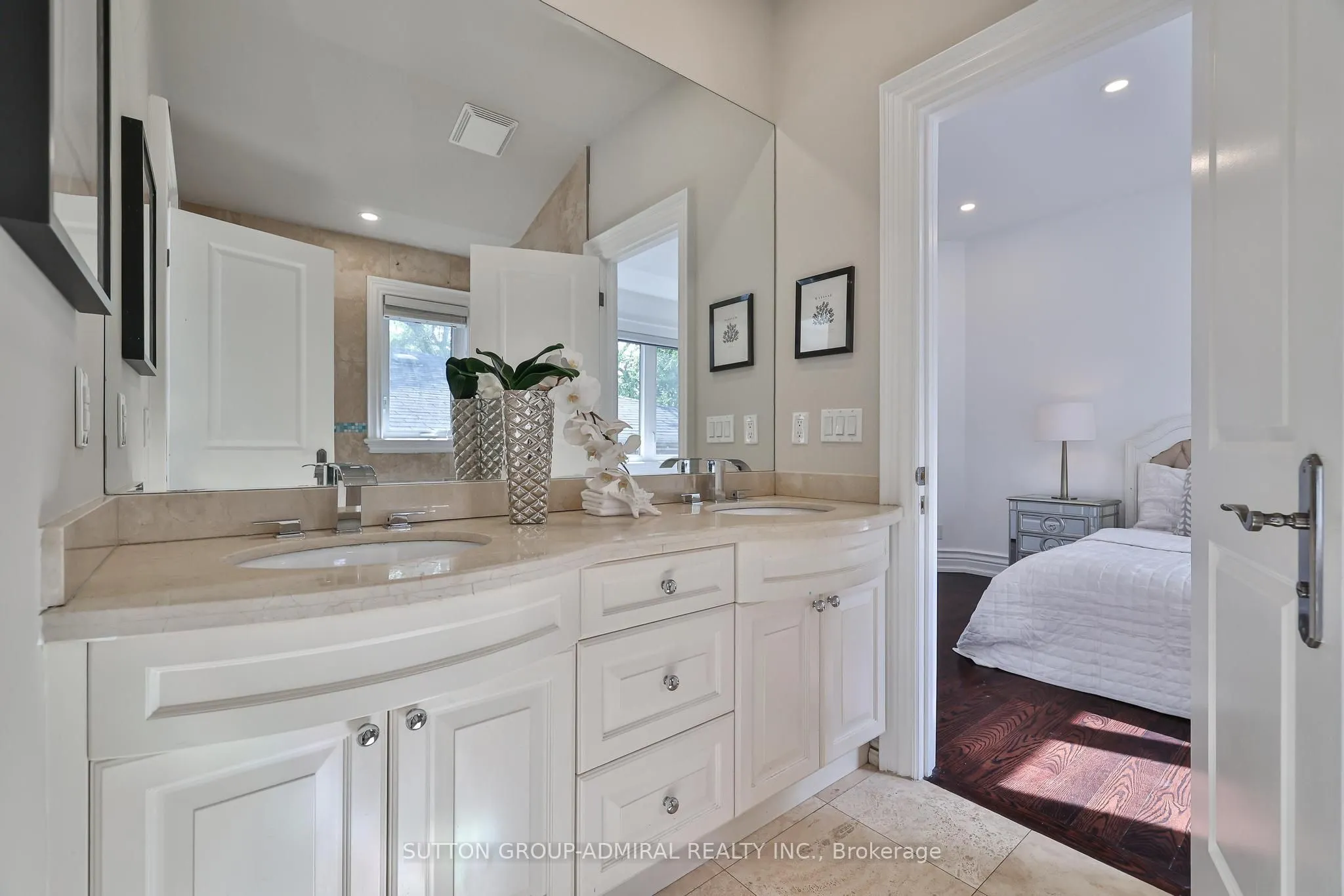 453 Glengrove Avenue W