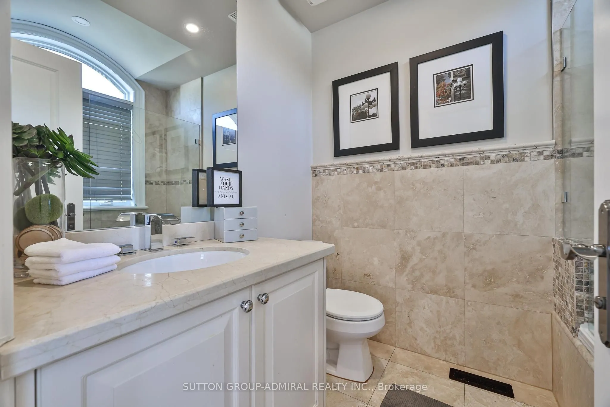 453 Glengrove Avenue W