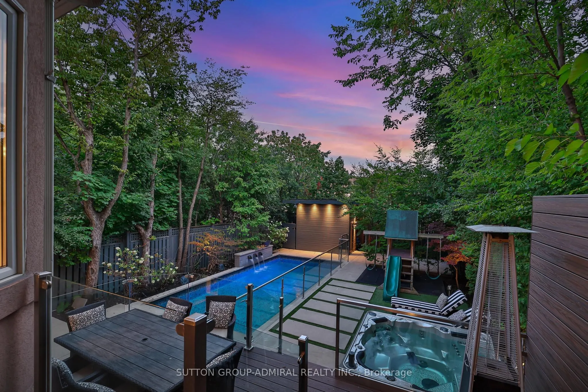 453 Glengrove Avenue W