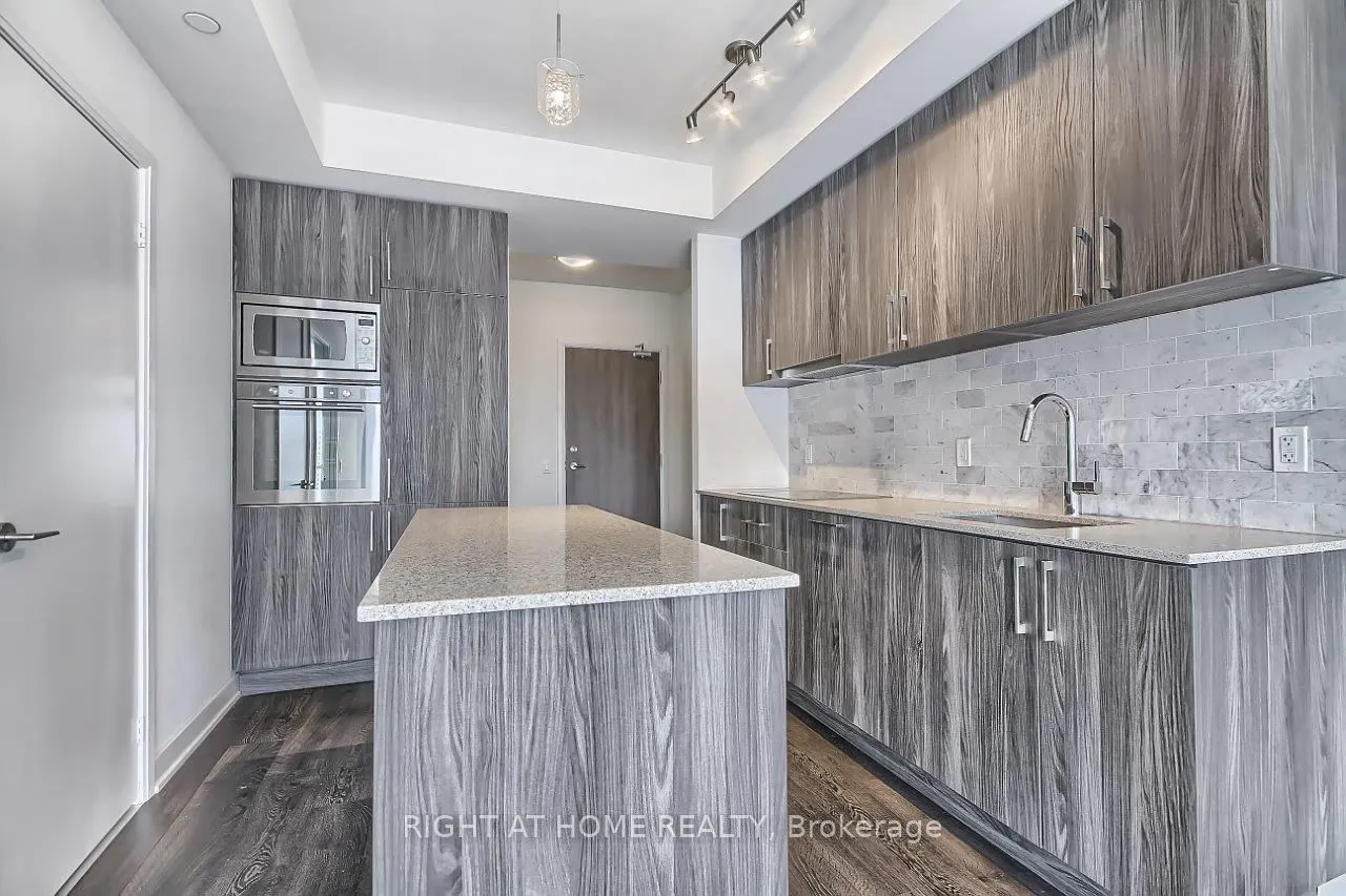 576 Front Street W, #1506E