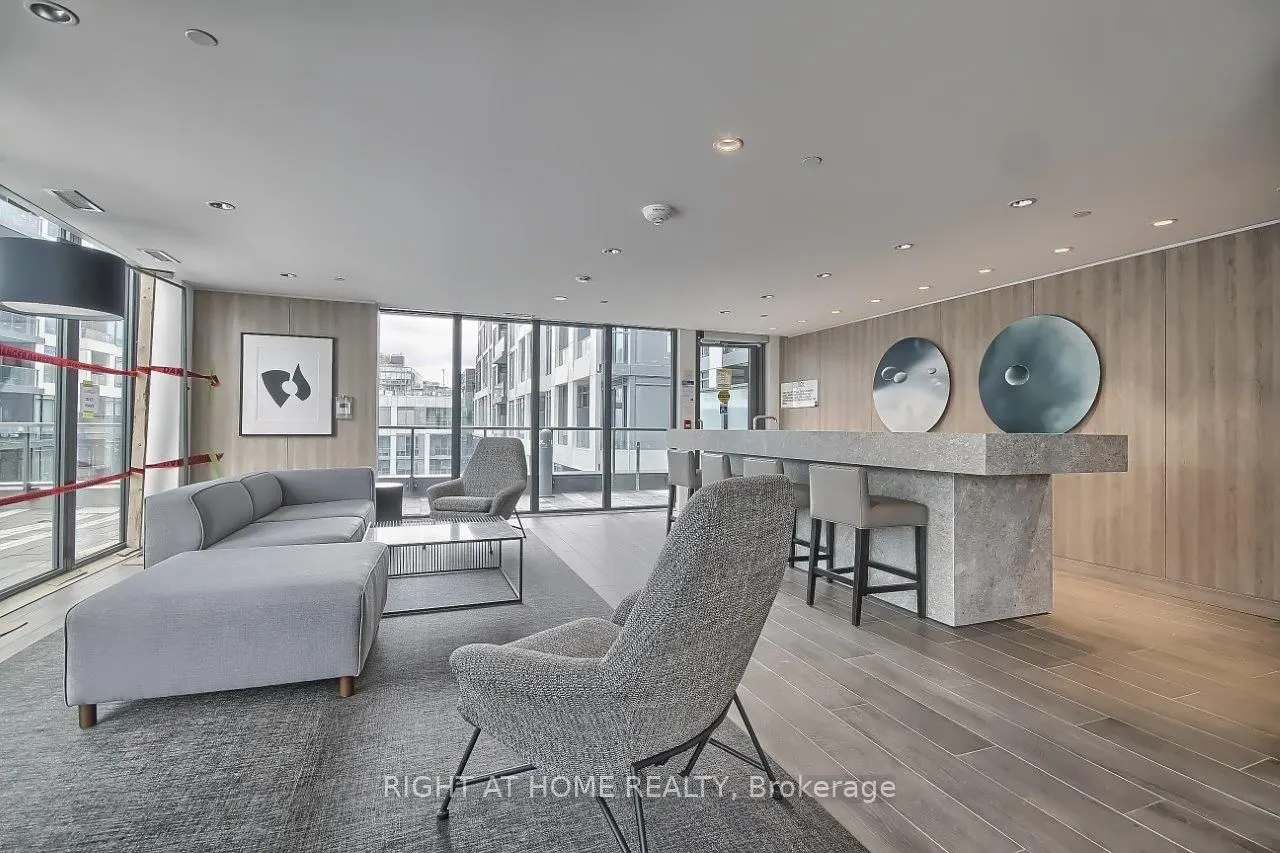 576 Front Street W, #1506E