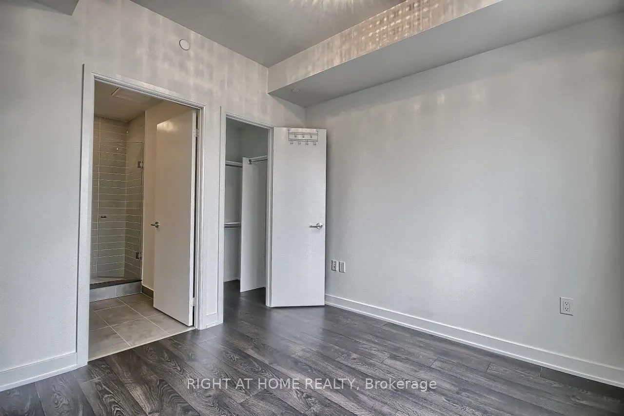 576 Front Street W, #1506E