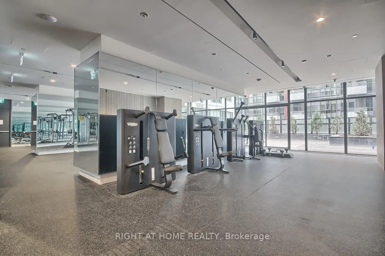 576 Front Street W, #1506E