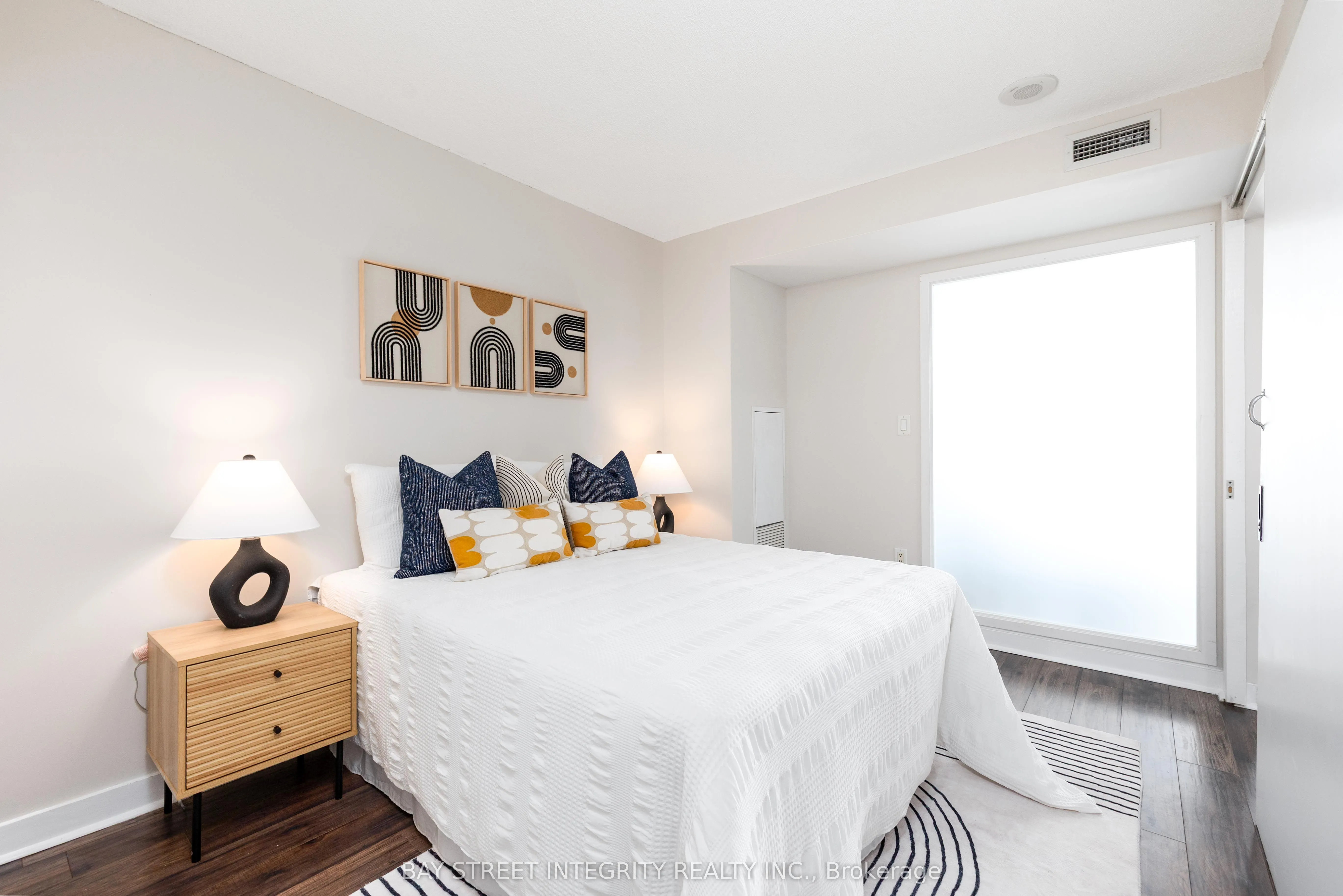 15 Fort York Boulevard, #3511