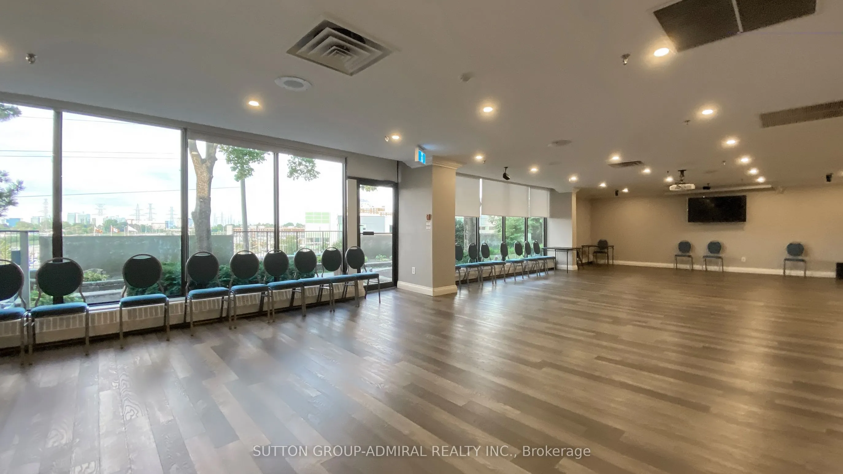 65 Skymark Drive, #2905