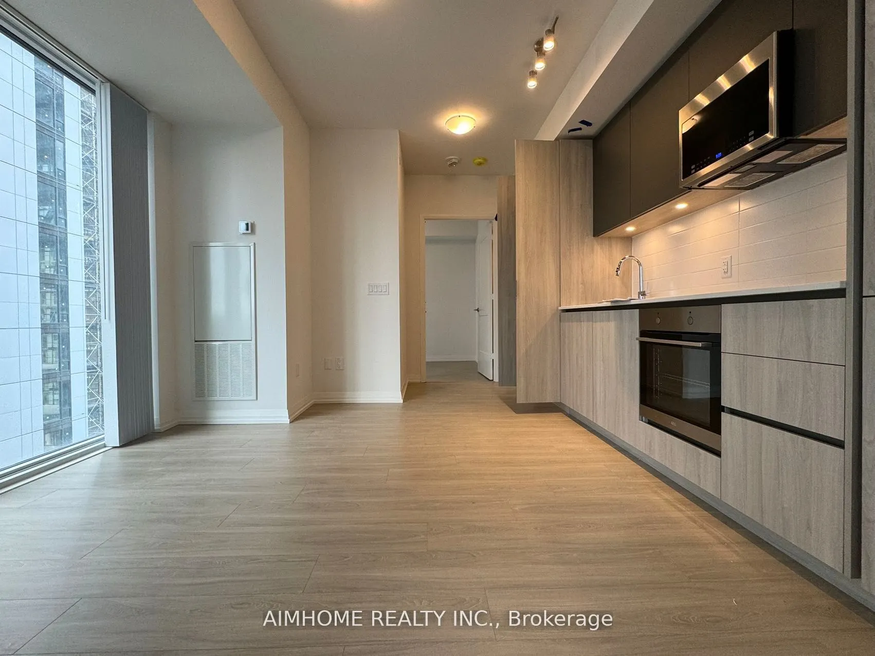 8 Widmer Street, #2903