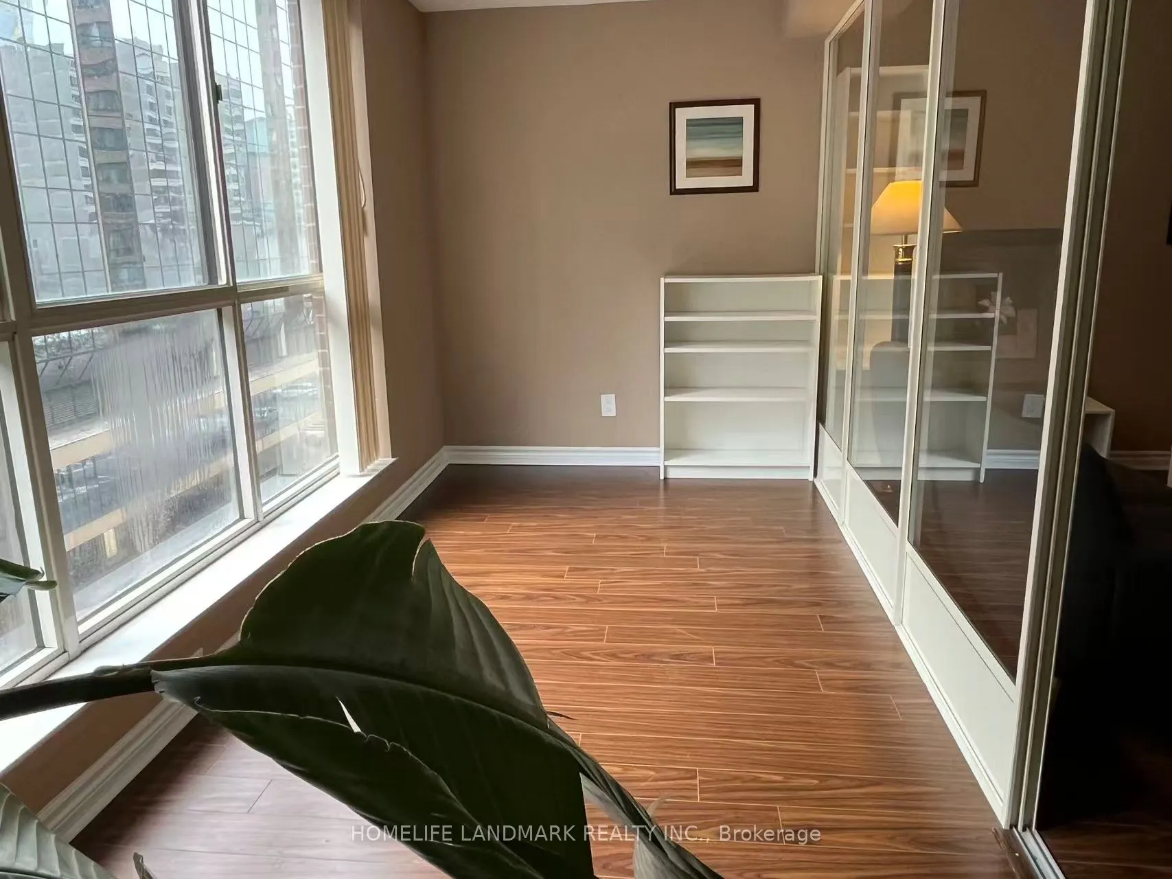 633 Bay Street, #607