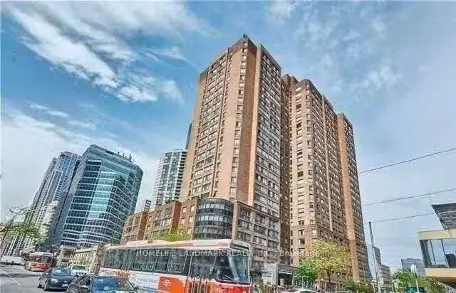 633 Bay Street, #607