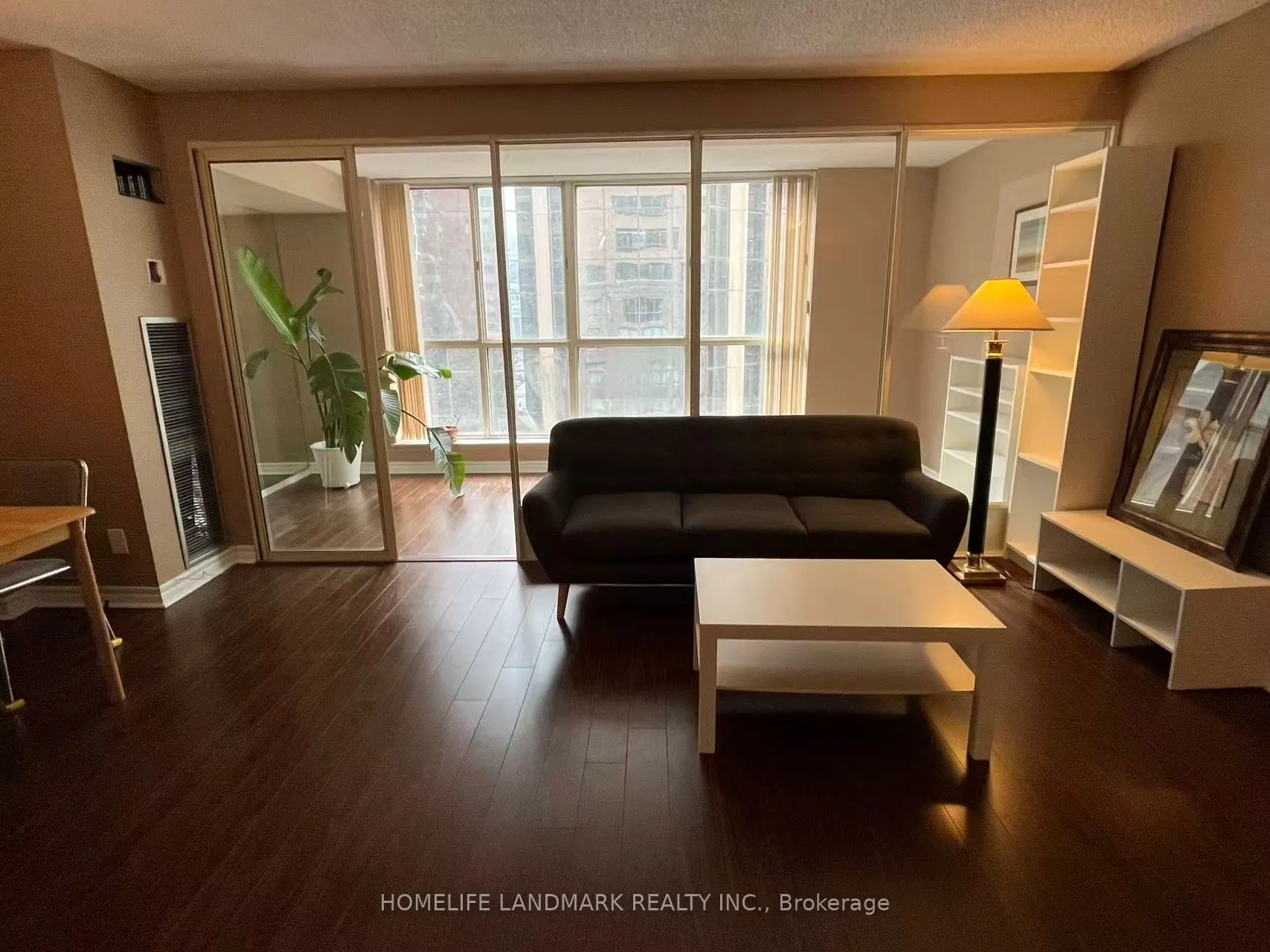 633 Bay Street, #607