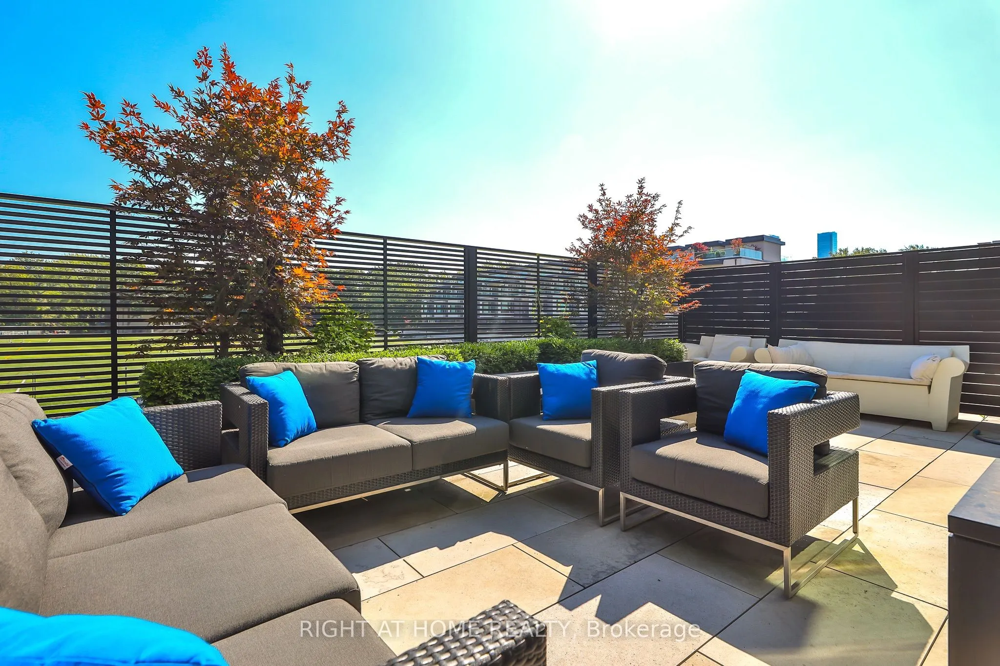 363 Avenue Road, #1