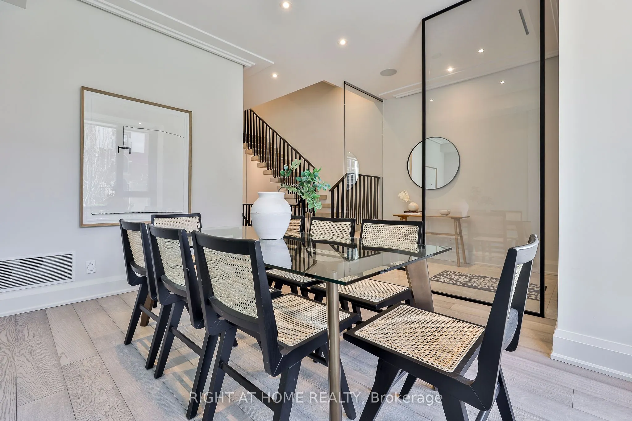 363 Avenue Road, #1