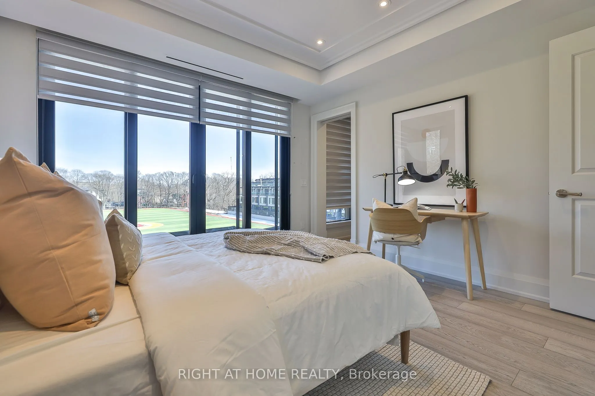 363 Avenue Road, #1