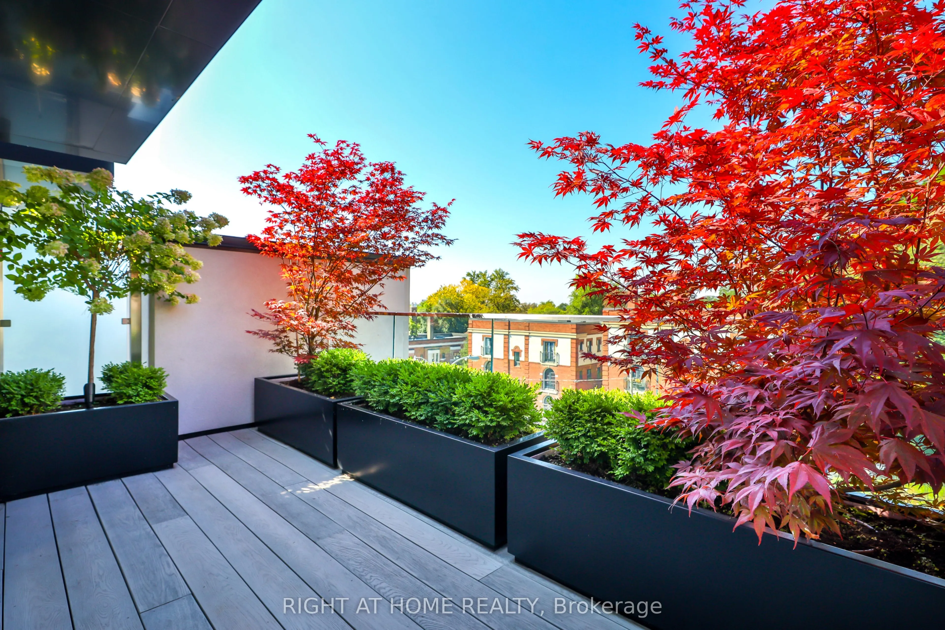 363 Avenue Road, #1