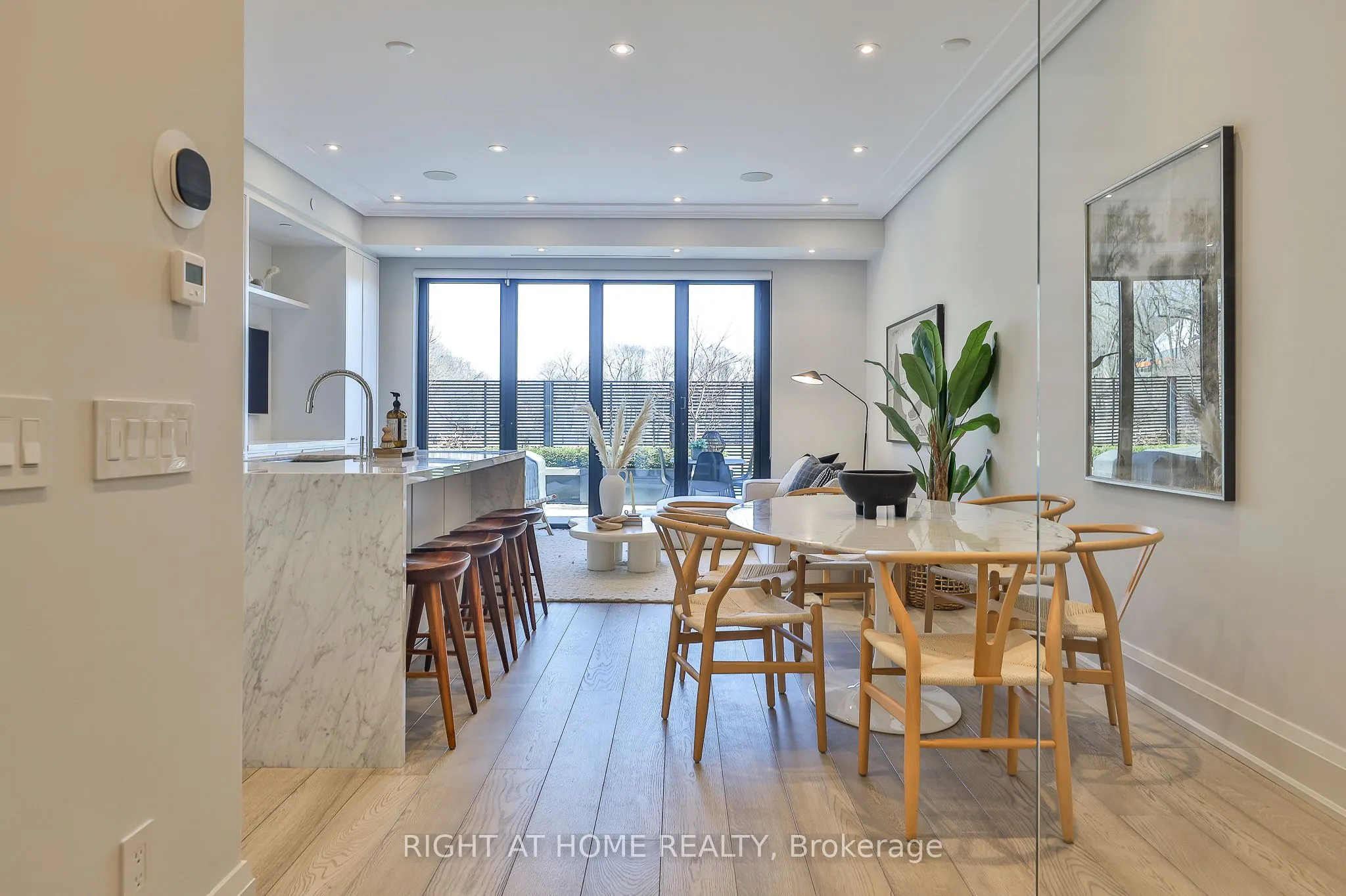 363 Avenue Road, #1